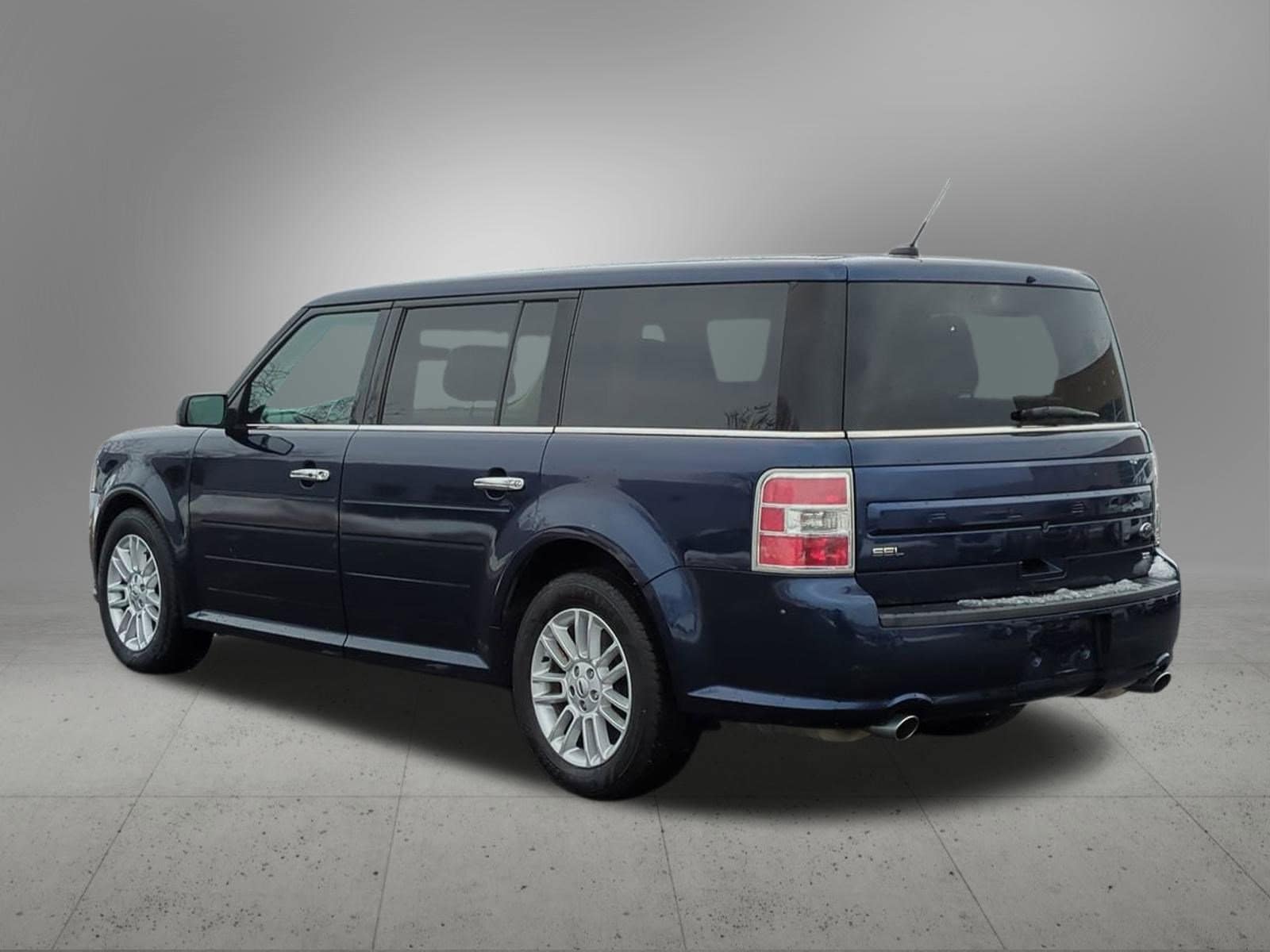 Thumbnail: 2016 Ford Flex - 4