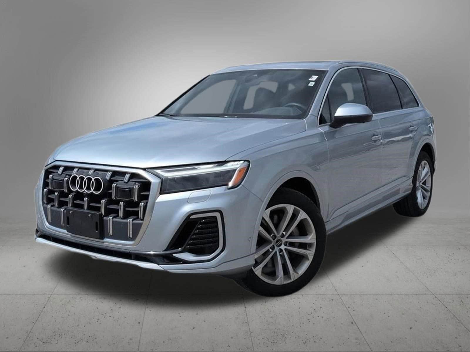 2025 Audi Q7 55 Premium Plus quattro Tiptronic's photo