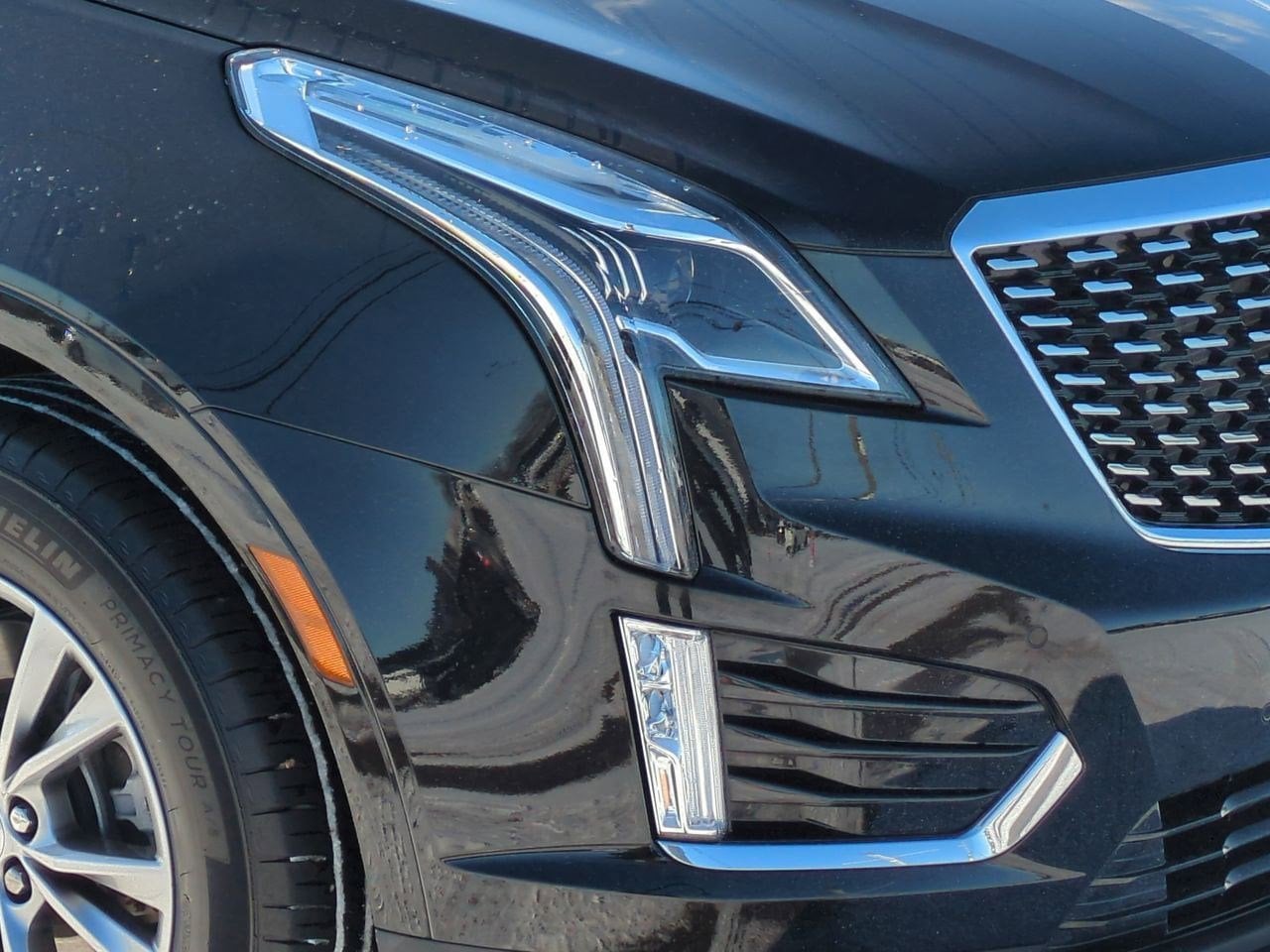 Thumbnail: 2023 Cadillac XT5 - 10