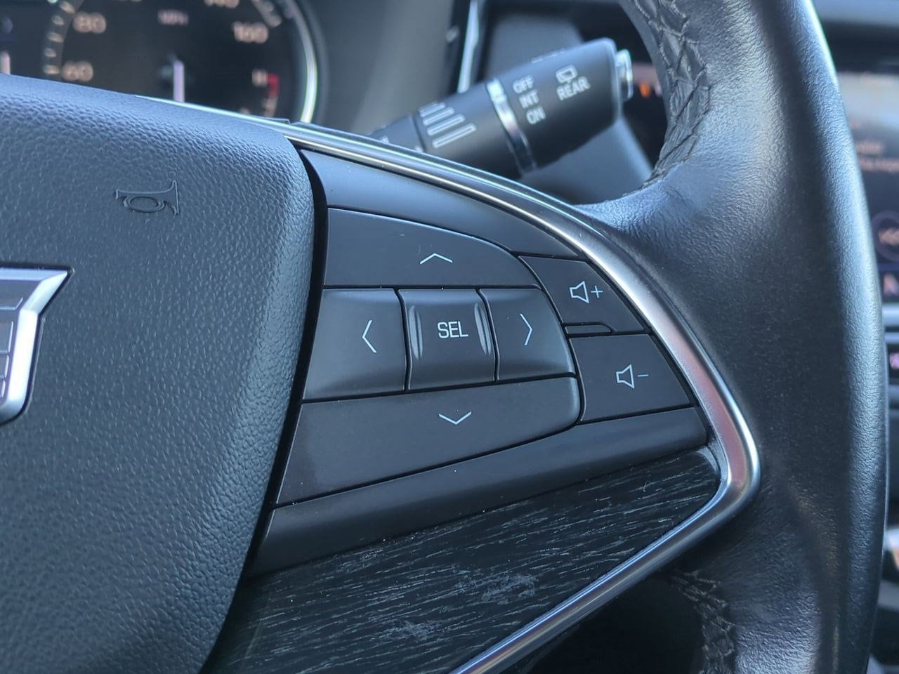 Thumbnail: 2023 Cadillac XT5 - 26