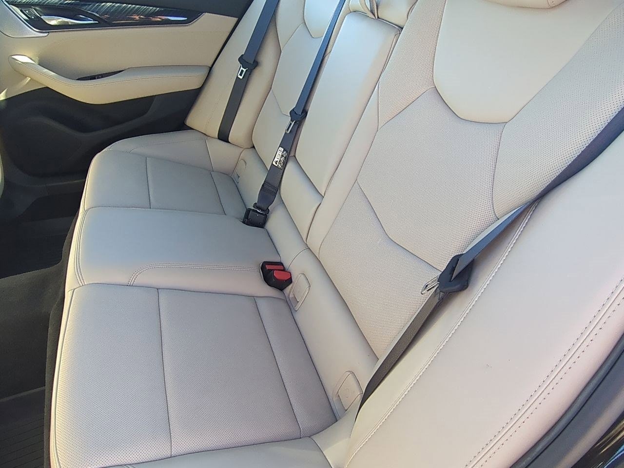 Thumbnail: 2023 Cadillac CT5 - 20