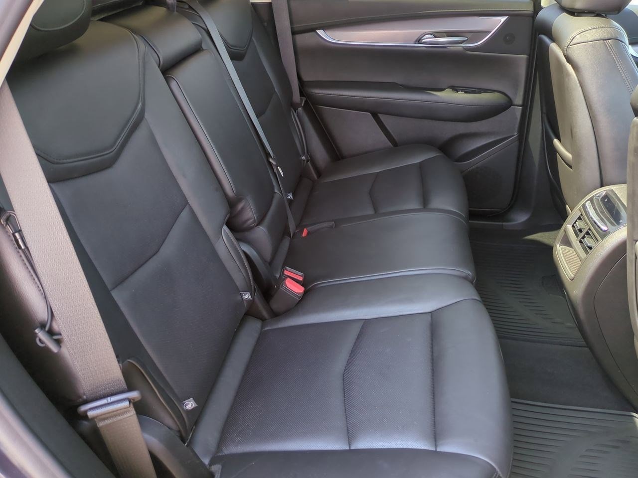 Thumbnail: 2019 Cadillac XT5 - 19
