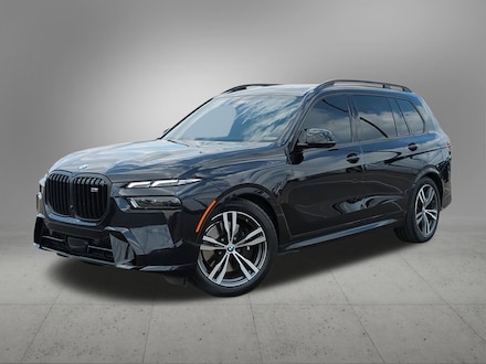 2025 BMW X7 M60i