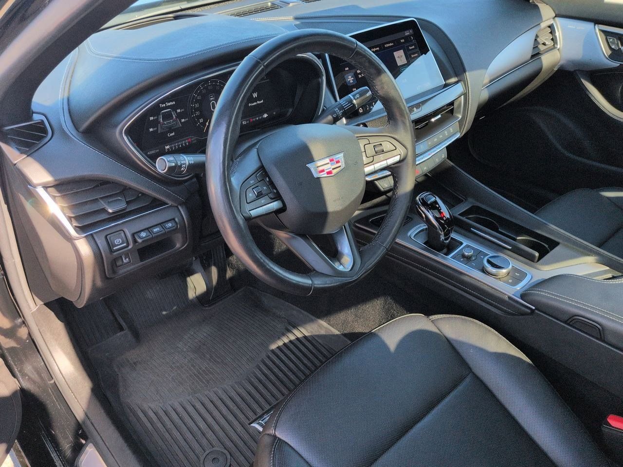 Thumbnail: 2023 Cadillac CT5 - 2