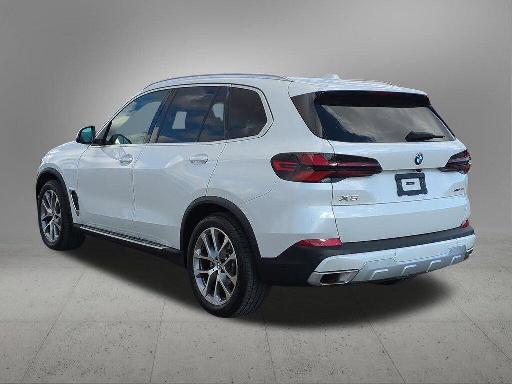 Used 2024 BMW X5 xDrive40i