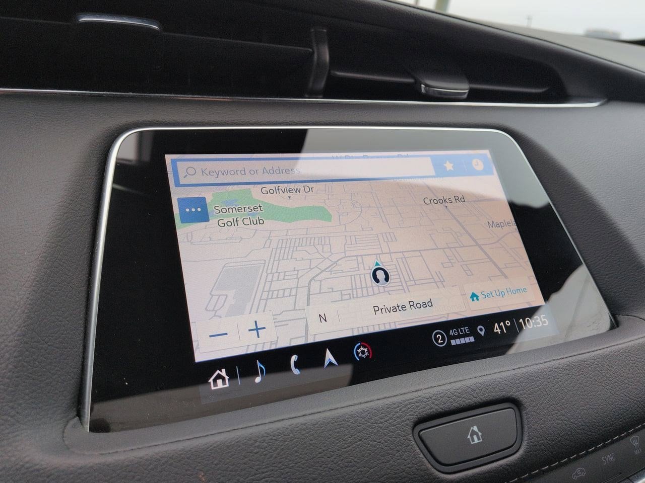 Thumbnail: 2023 Cadillac XT4 - 30