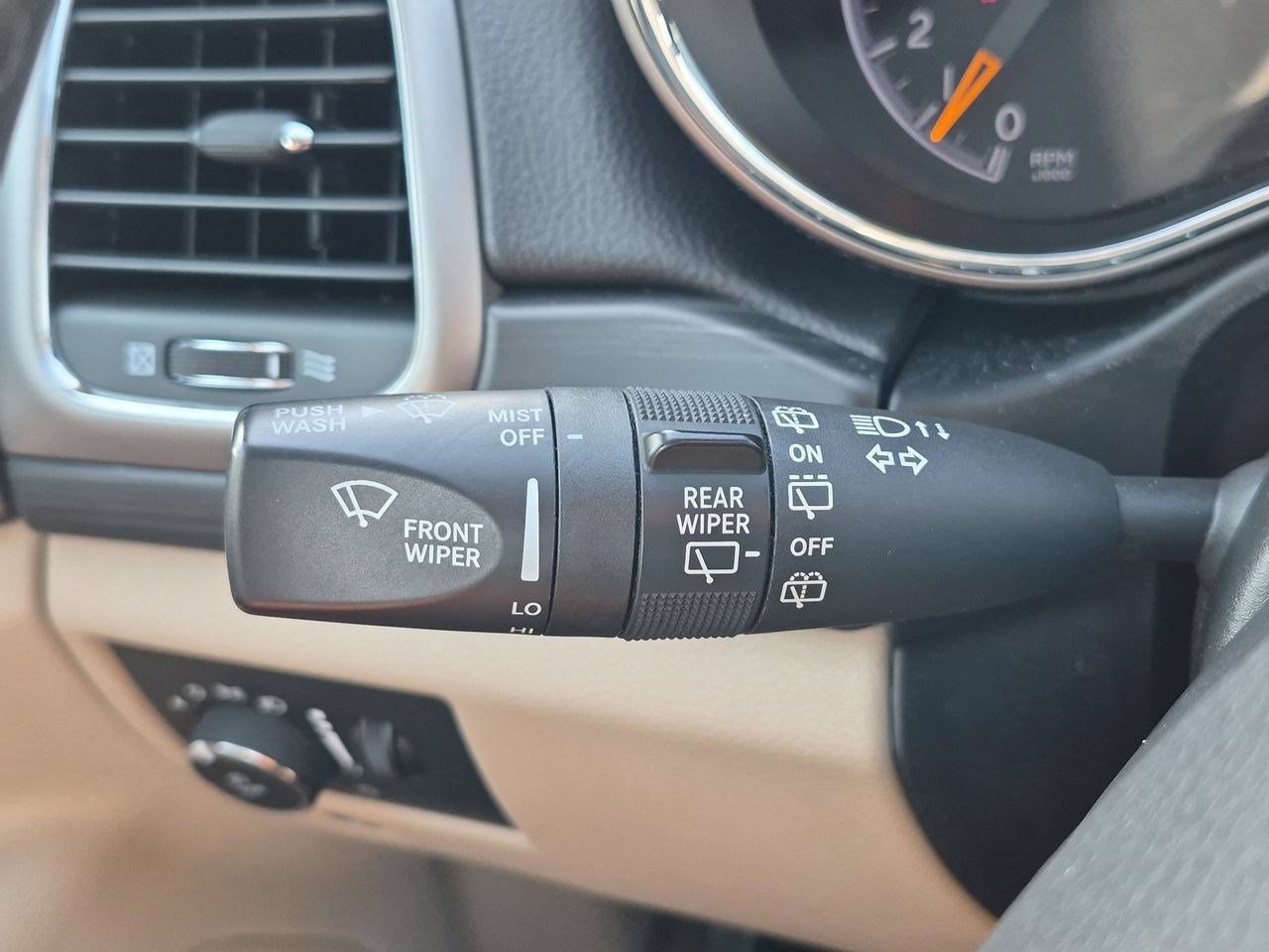2019 Jeep Grand Cherokee Laredo E - Photo 25