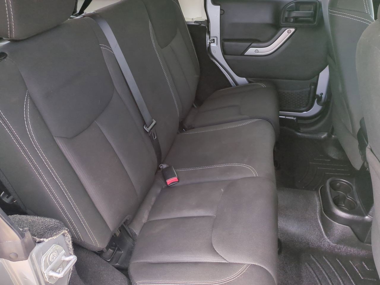 Thumbnail: 2014 Jeep Wrangler - 19