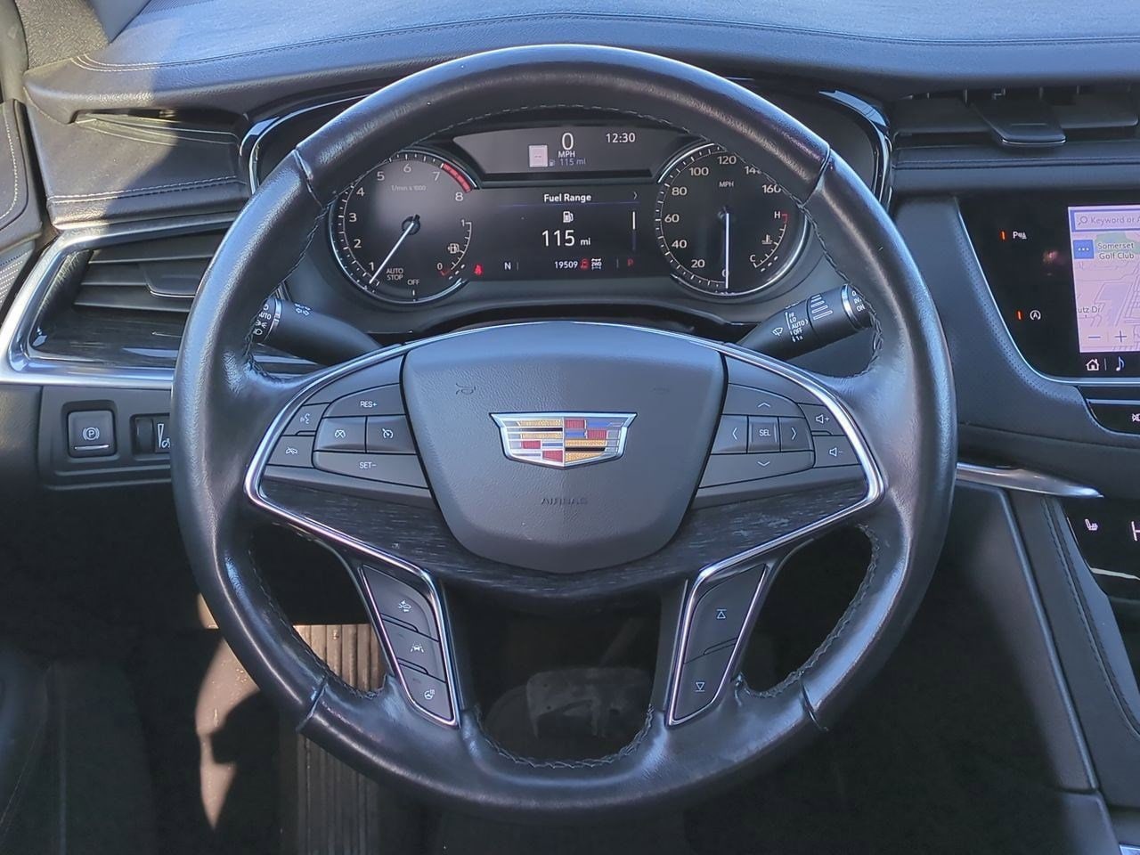 Thumbnail: 2023 Cadillac XT5 - 24