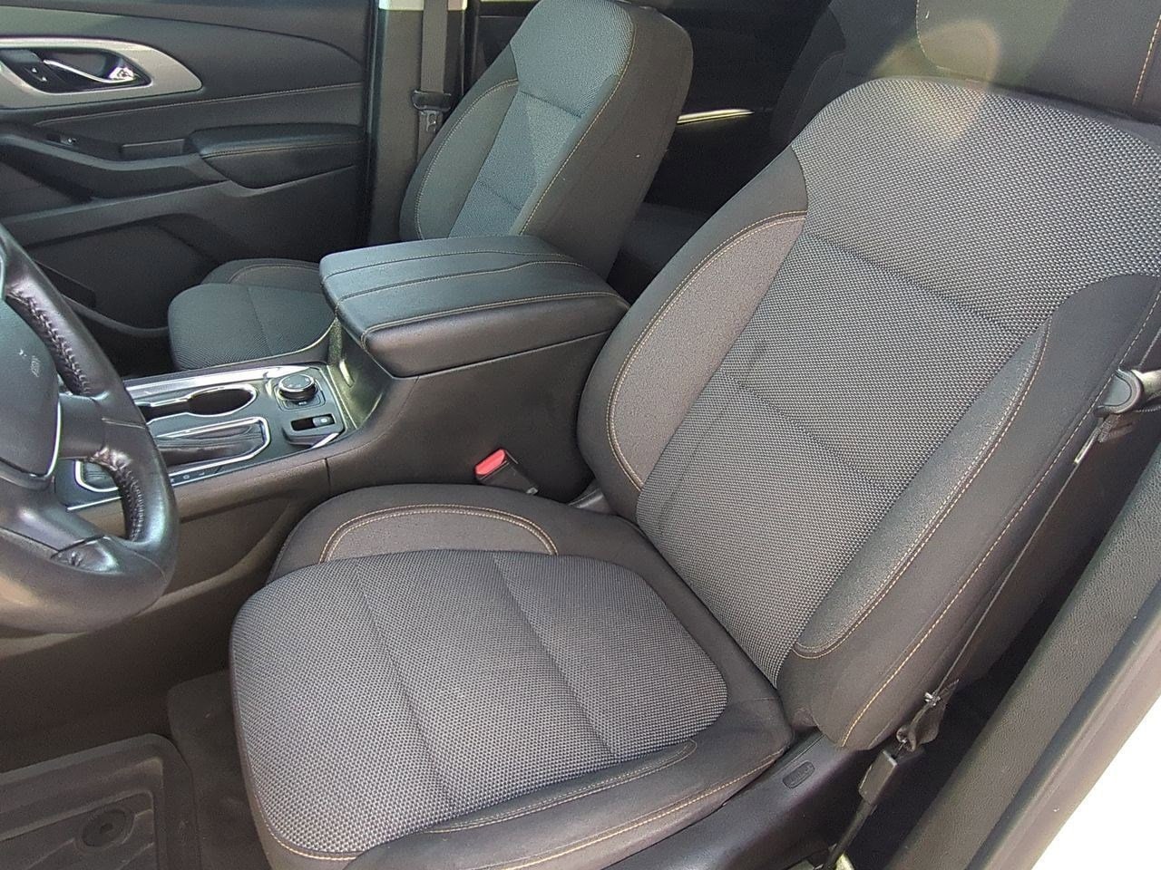Thumbnail: 2020 Chevrolet Traverse - 15