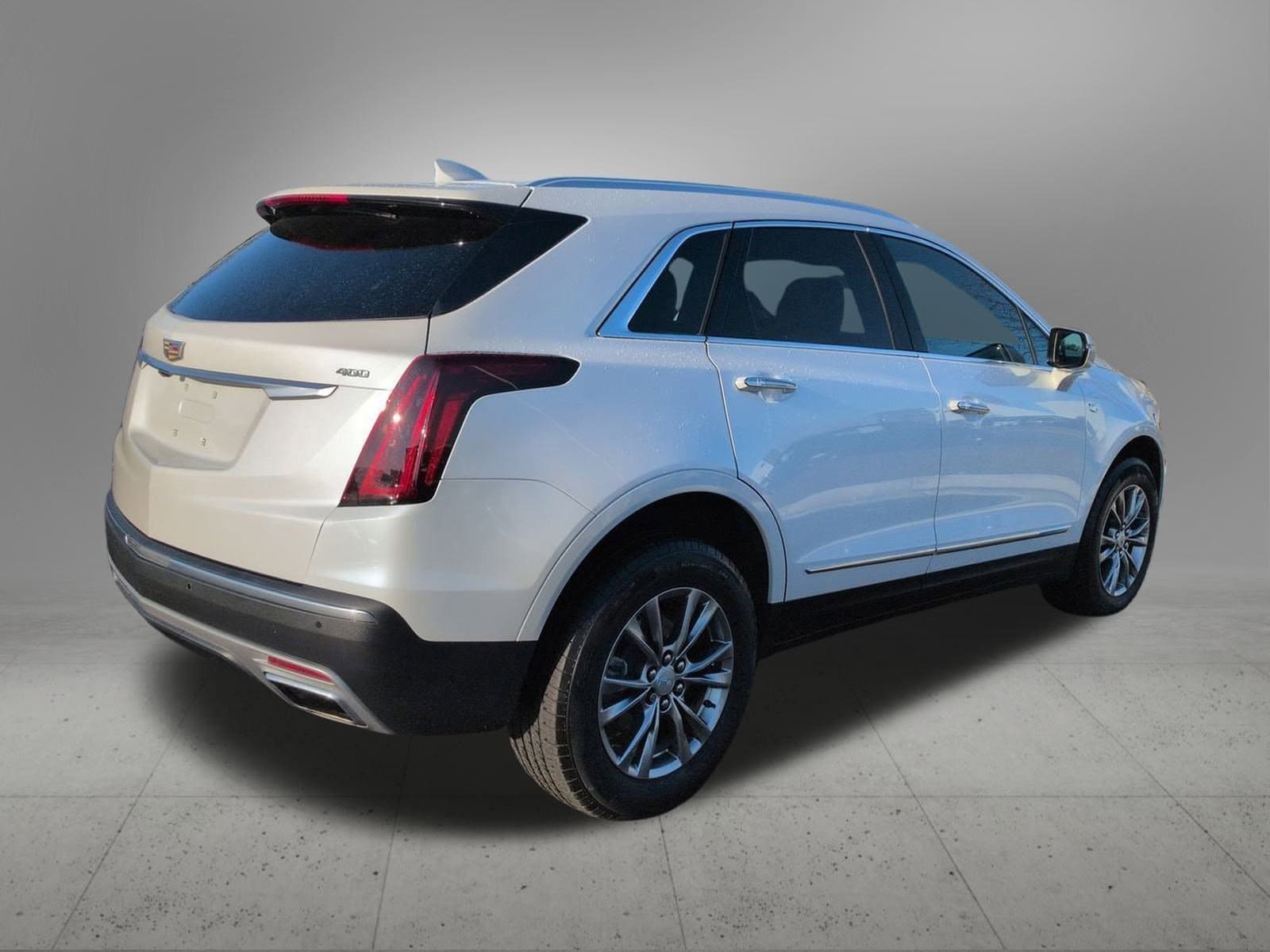 Thumbnail: 2023 Cadillac XT5 - 6
