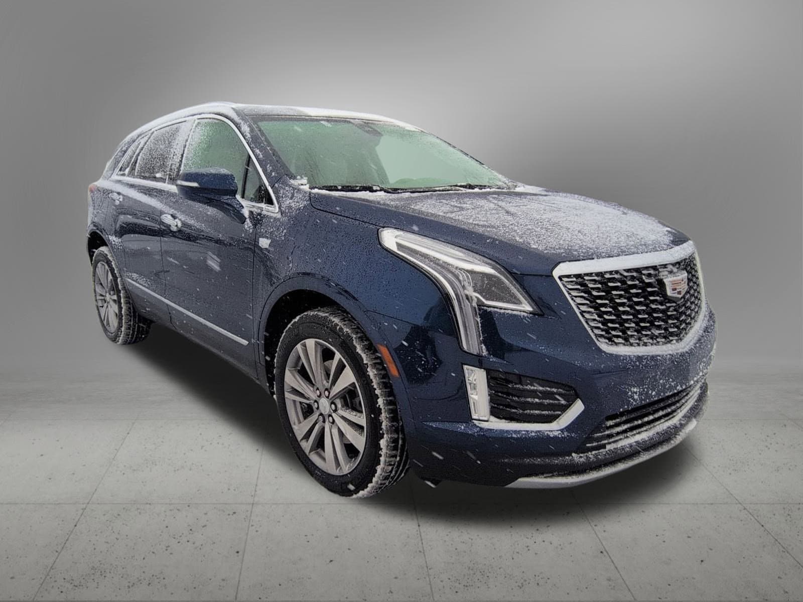 Thumbnail: 2024 Cadillac XT5 - 8