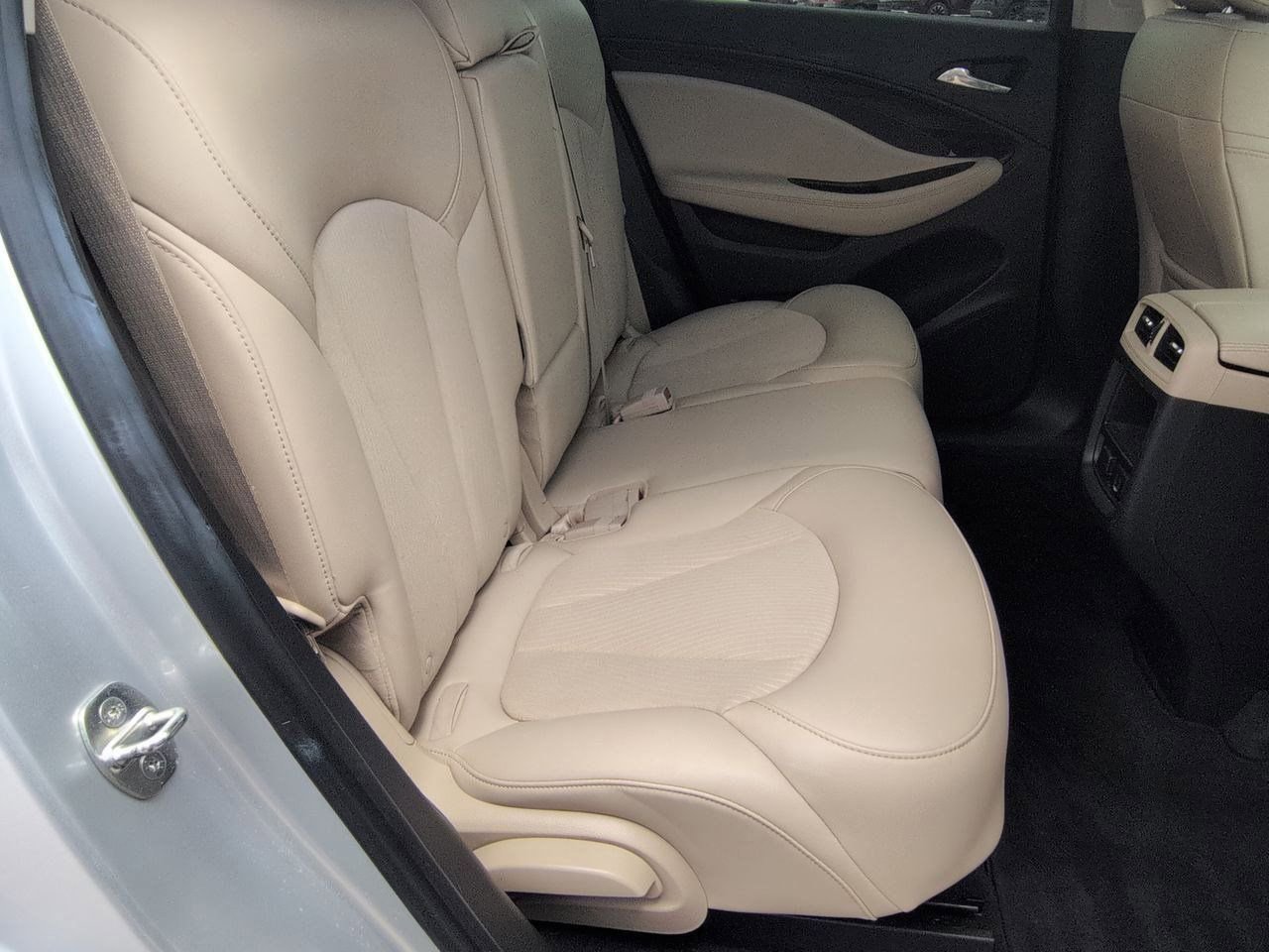 Thumbnail: 2019 Buick Envision - 19