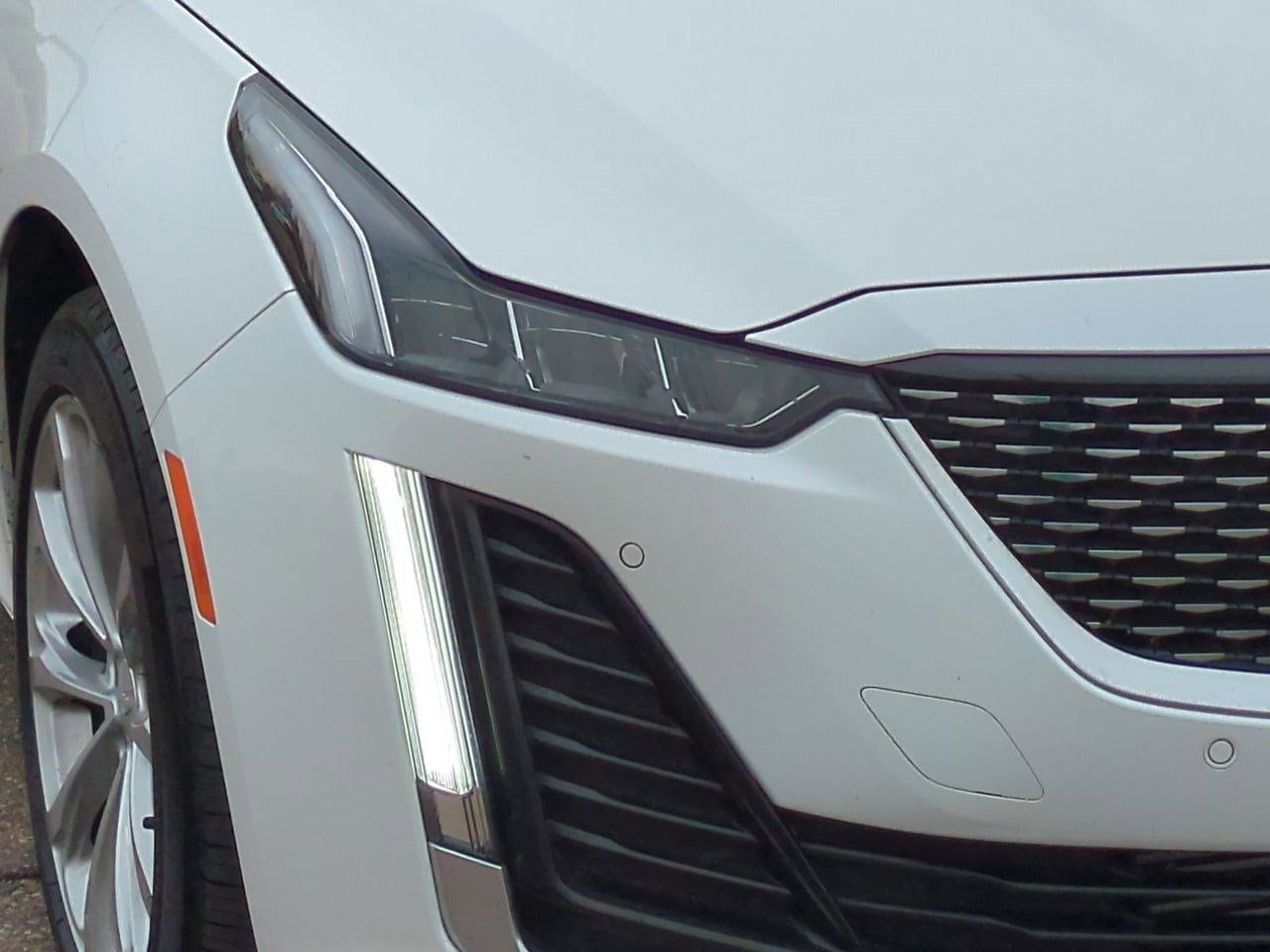 Thumbnail: 2023 Cadillac CT5 - 10