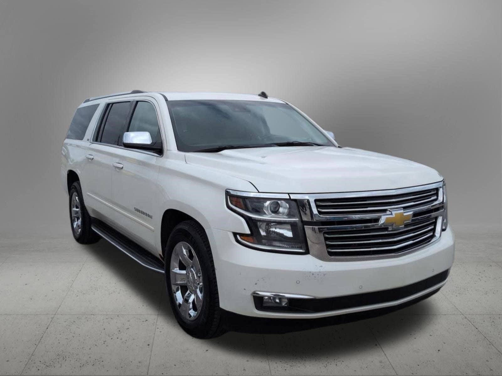 Thumbnail: 2015 Chevrolet Suburban - 8