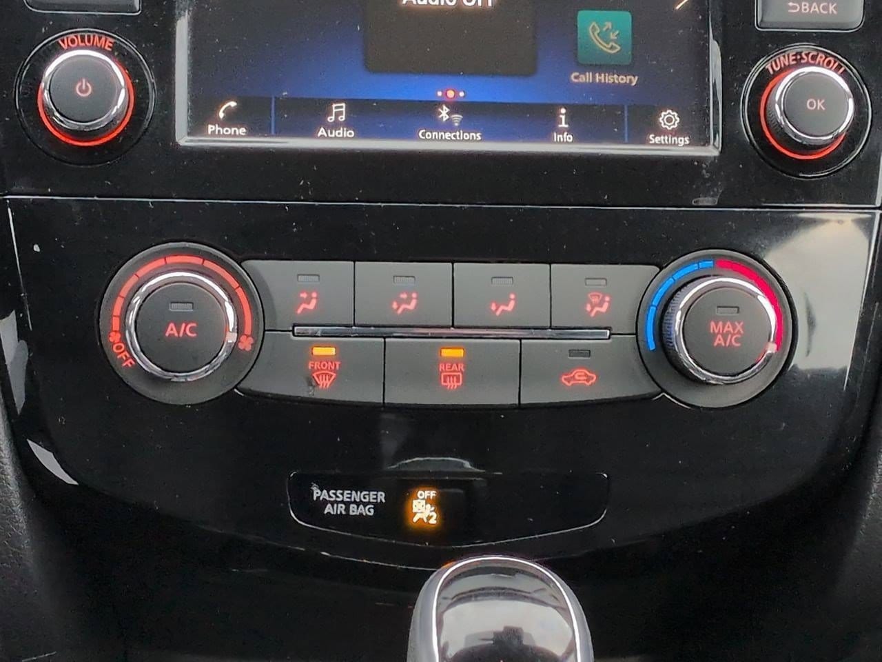 Thumbnail: 2020 Nissan Rogue - 26