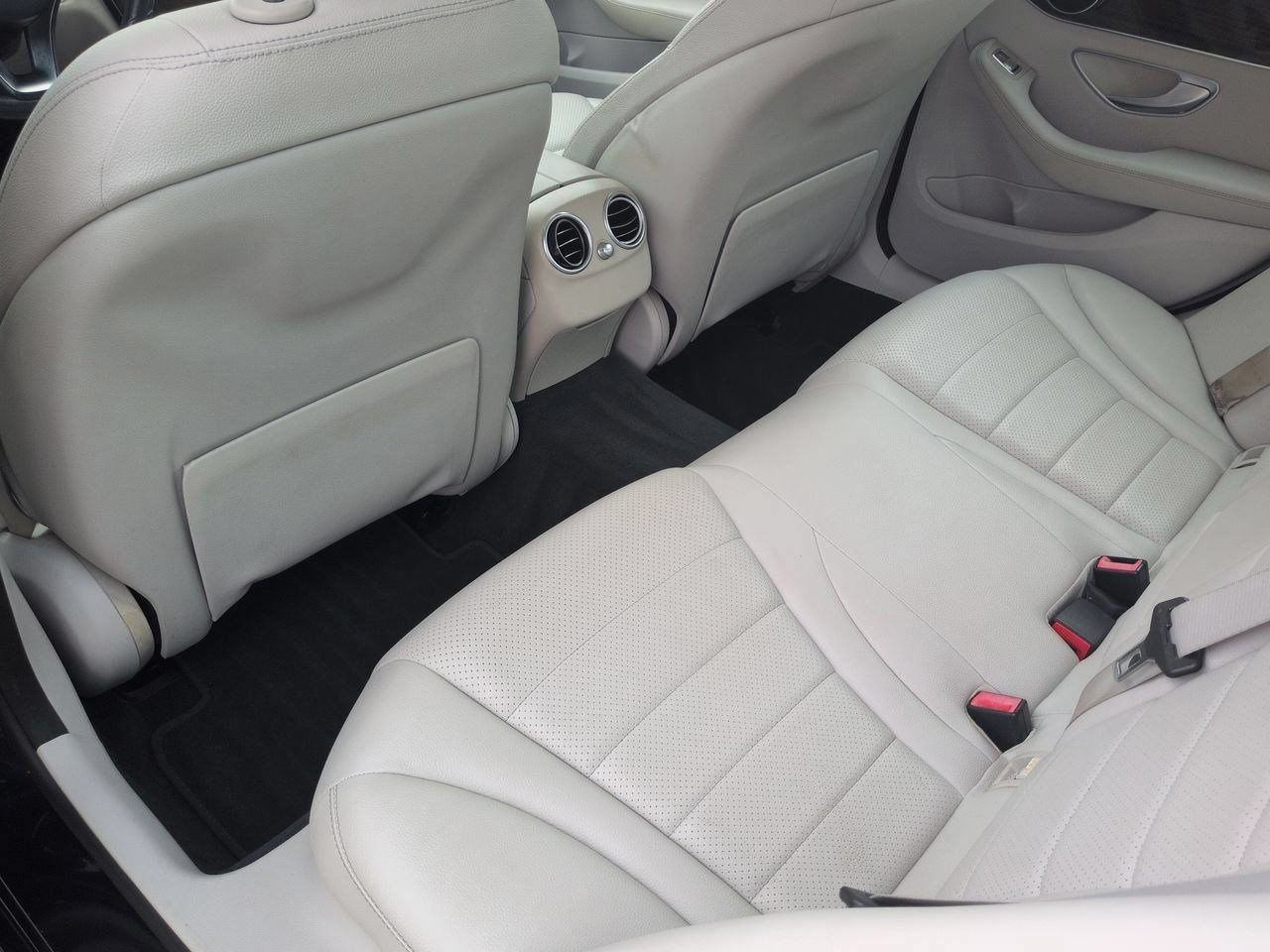 2017 Mercedes-Benz C-Class C300 - Photo 18