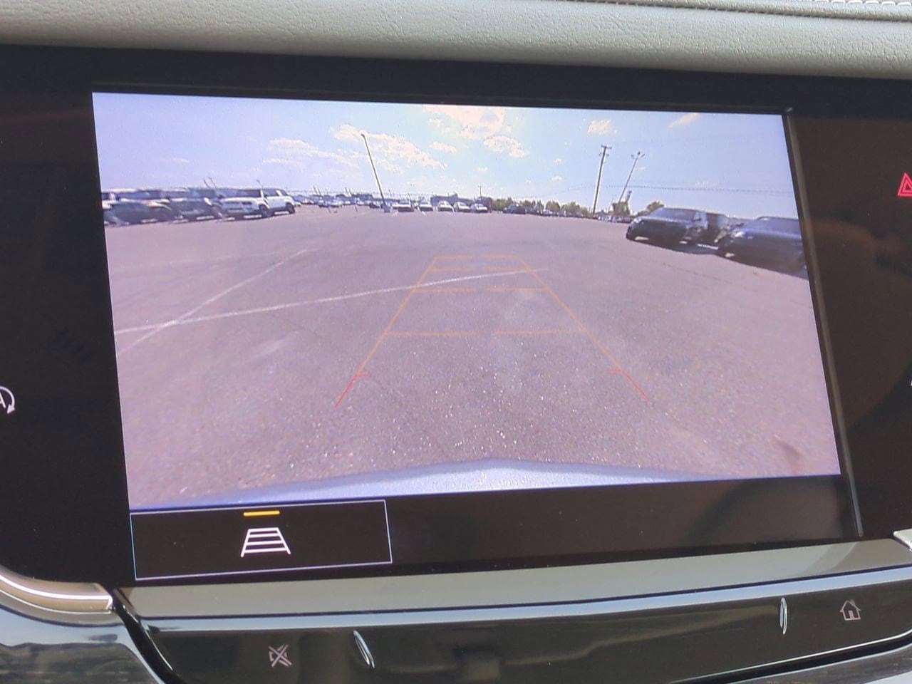 Thumbnail: 2023 Cadillac XT6 - 30