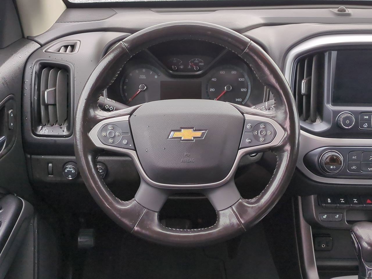 Thumbnail: 2022 Chevrolet Colorado - 21