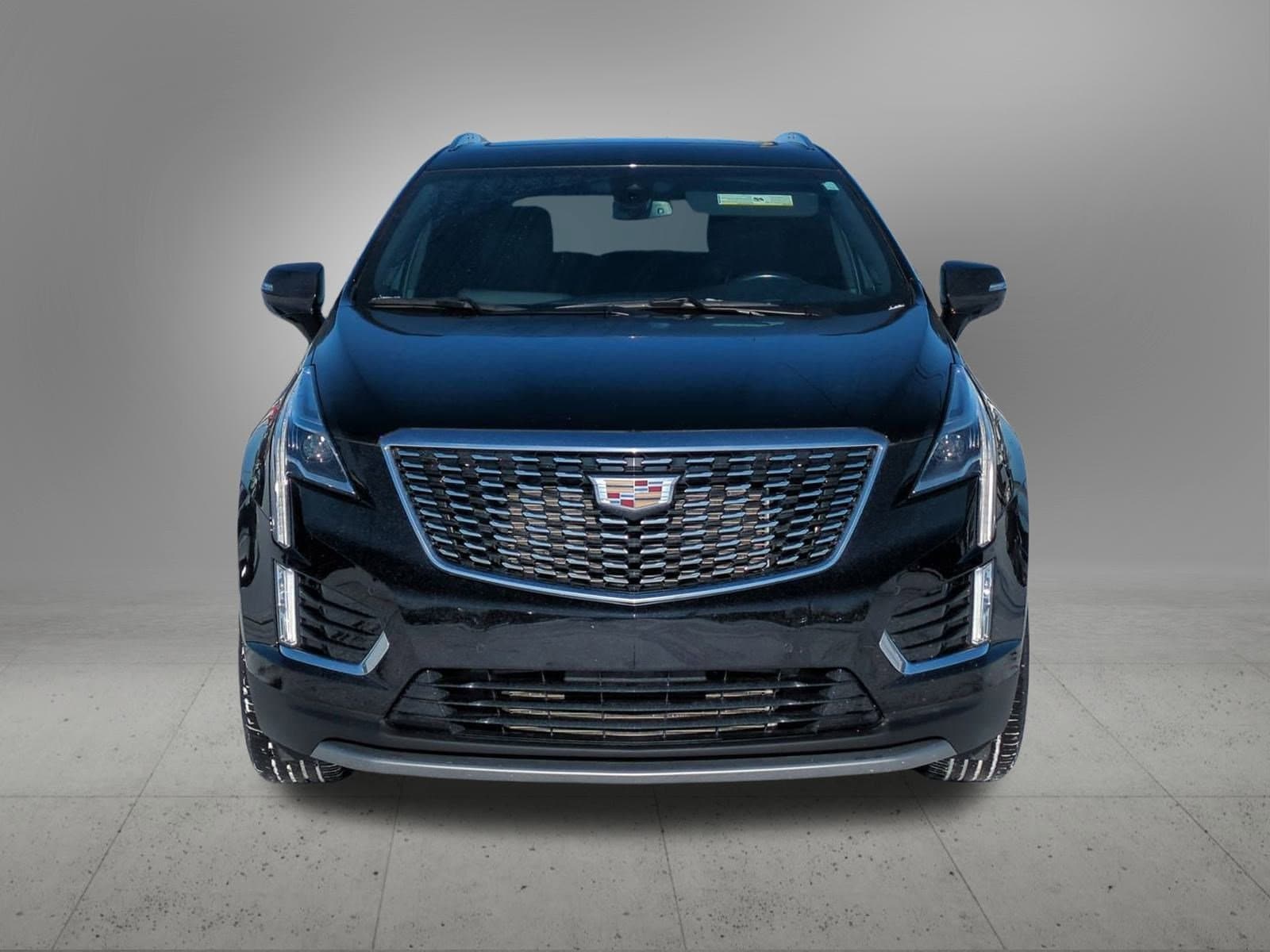 Thumbnail: 2023 Cadillac XT5 - 9