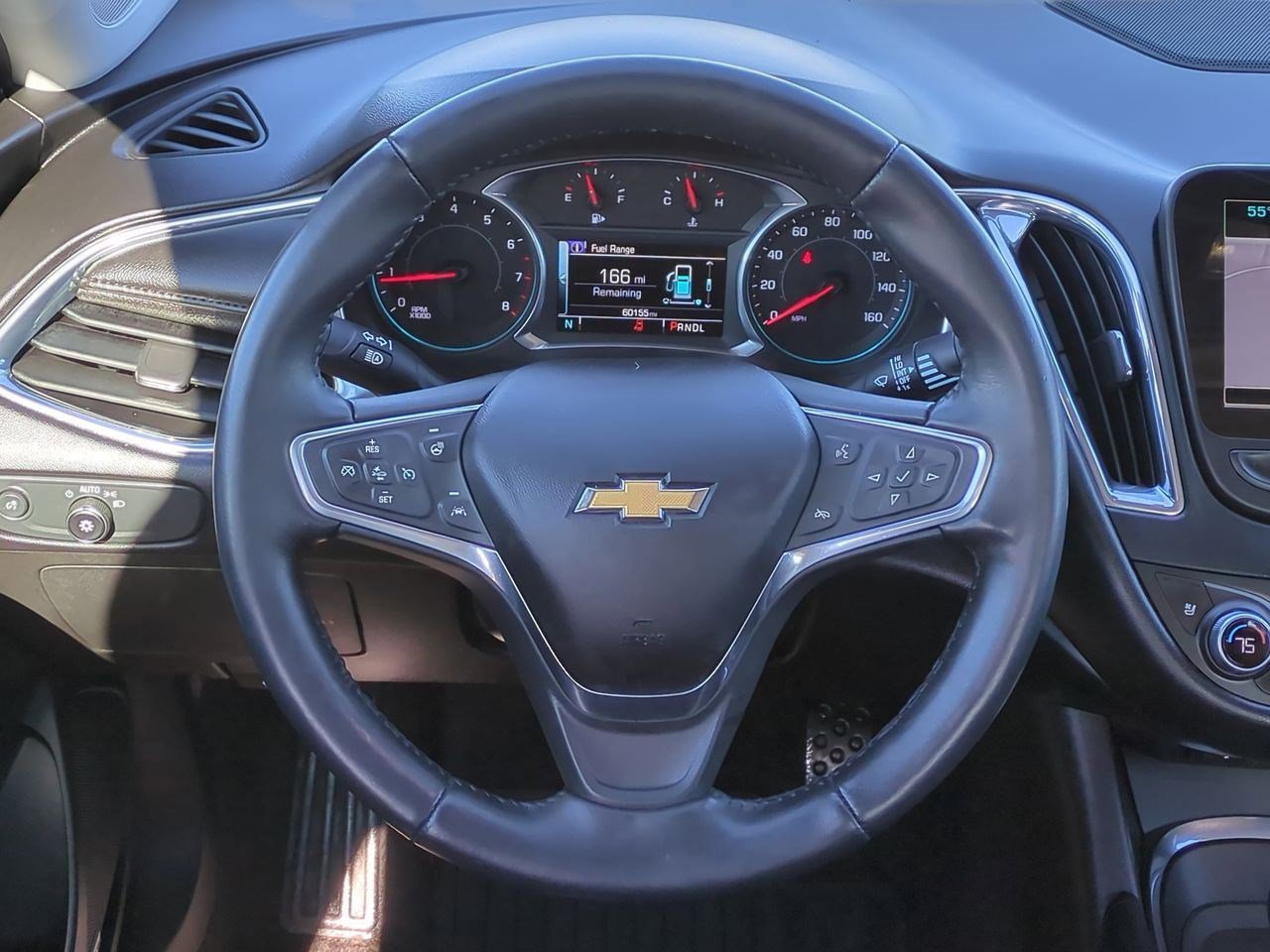 Thumbnail: 2018 Chevrolet Malibu - 23