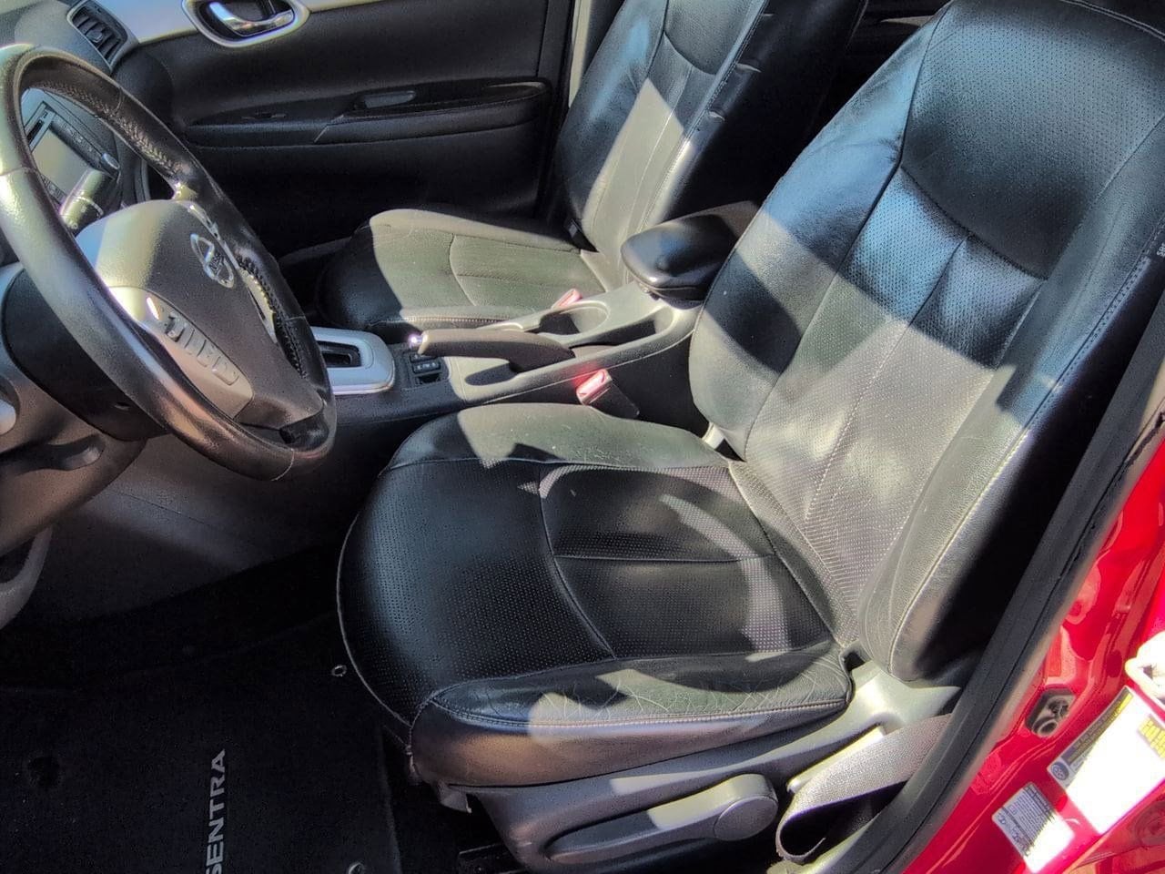 Thumbnail: 2015 Nissan Sentra - 14