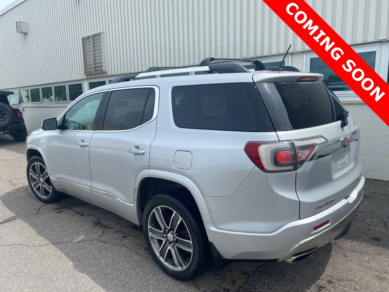 Thumbnail: 2017 GMC Acadia - 8