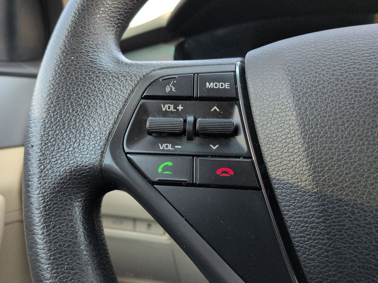 Thumbnail: 2015 Hyundai Sonata - 23