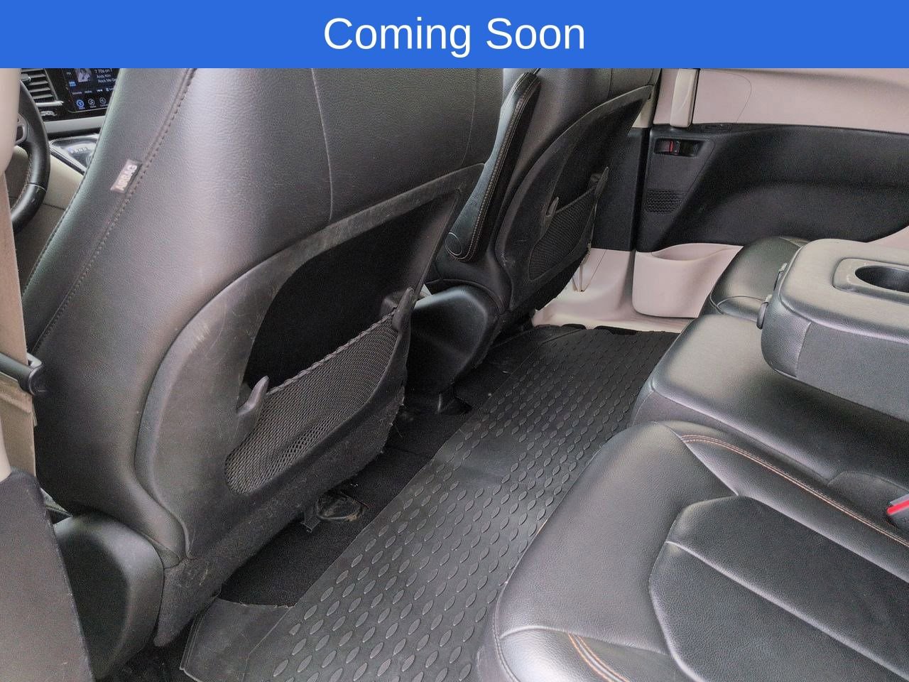 Thumbnail: 2017 Chrysler Pacifica - 18