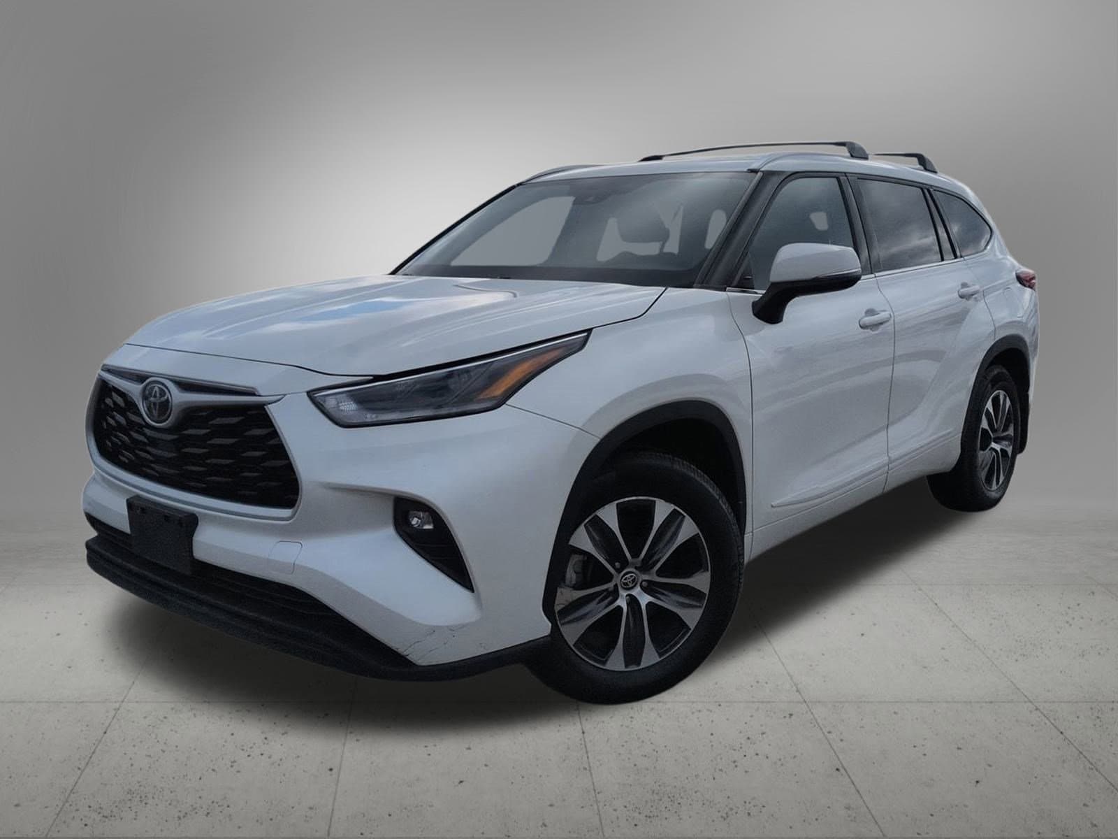 2021 Toyota Highlander XLE's photo