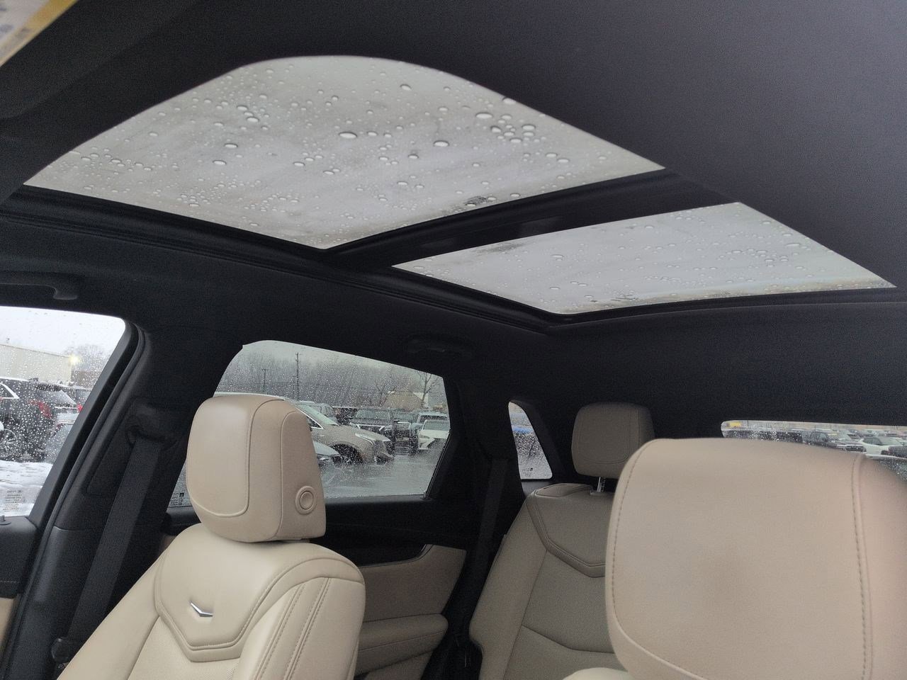 Thumbnail: 2017 Cadillac XT5 - 19