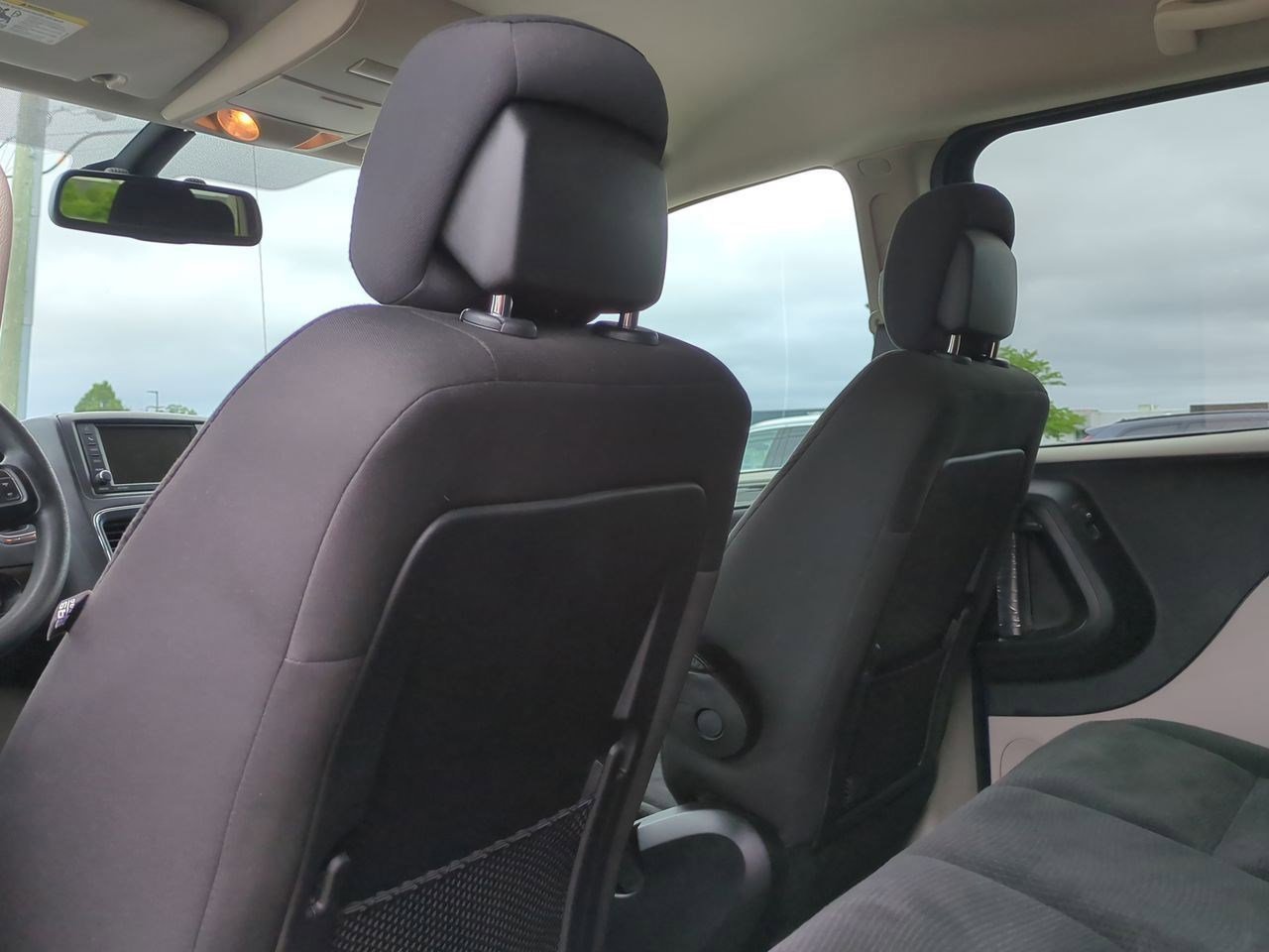 Thumbnail: 2019 Dodge Grand Caravan - 16