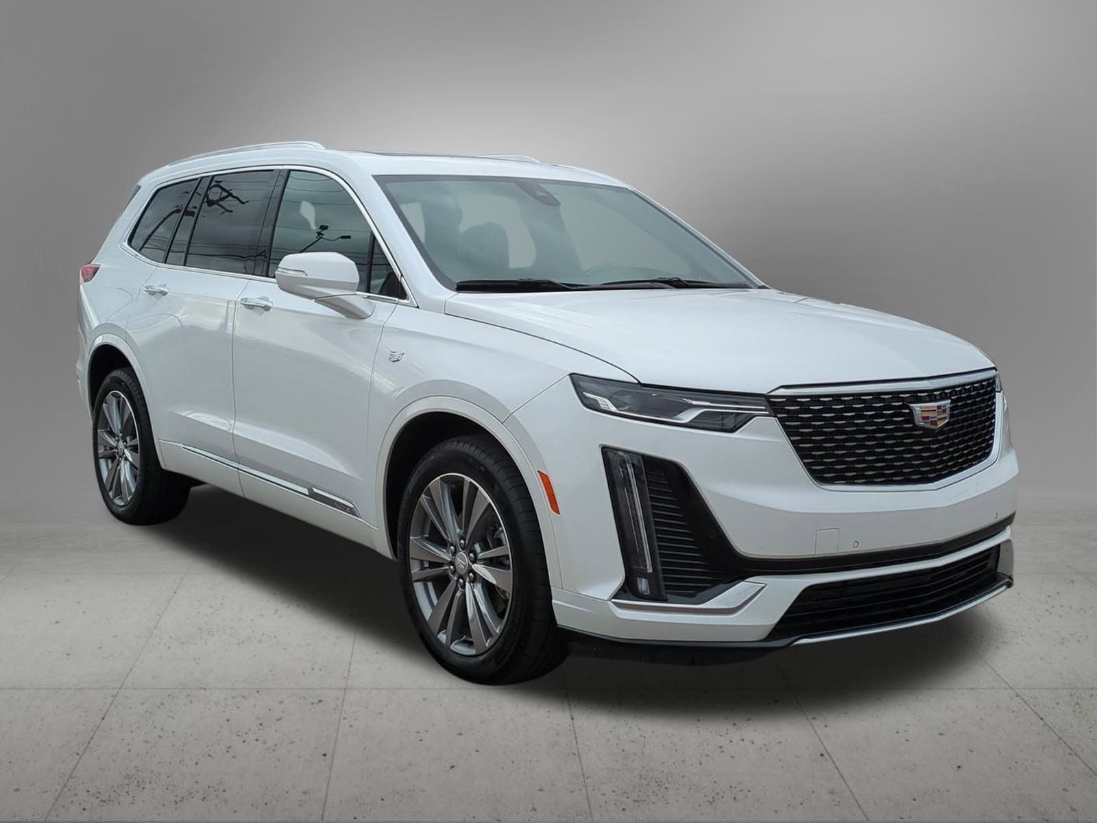 Thumbnail: 2022 Cadillac XT6 - 8