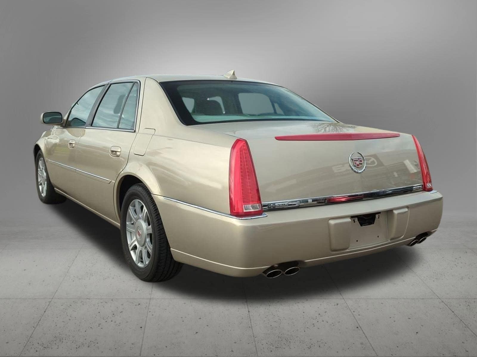 Thumbnail: 2009 Cadillac DTS - 4