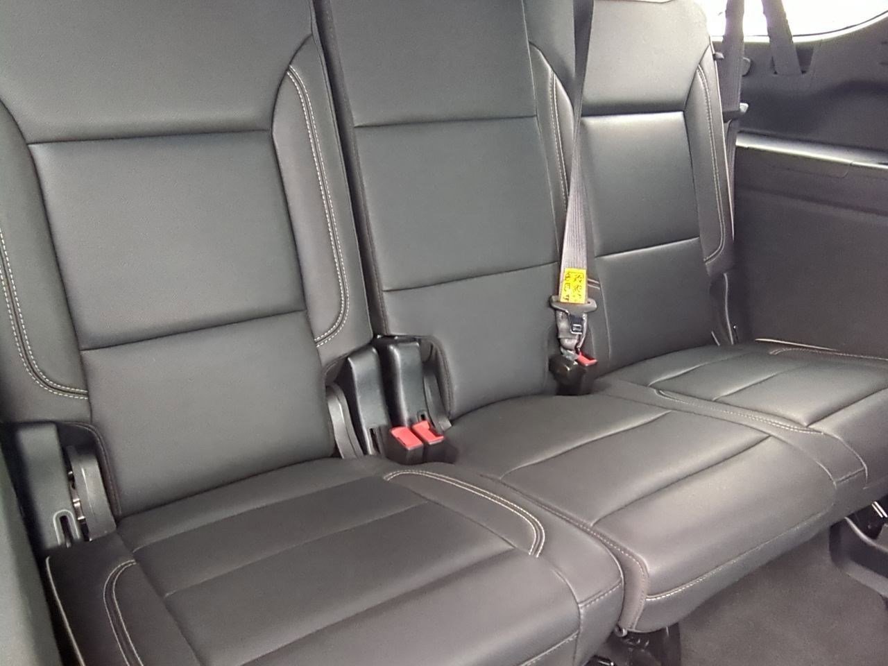 Thumbnail: 2023 Chevrolet Suburban - 20