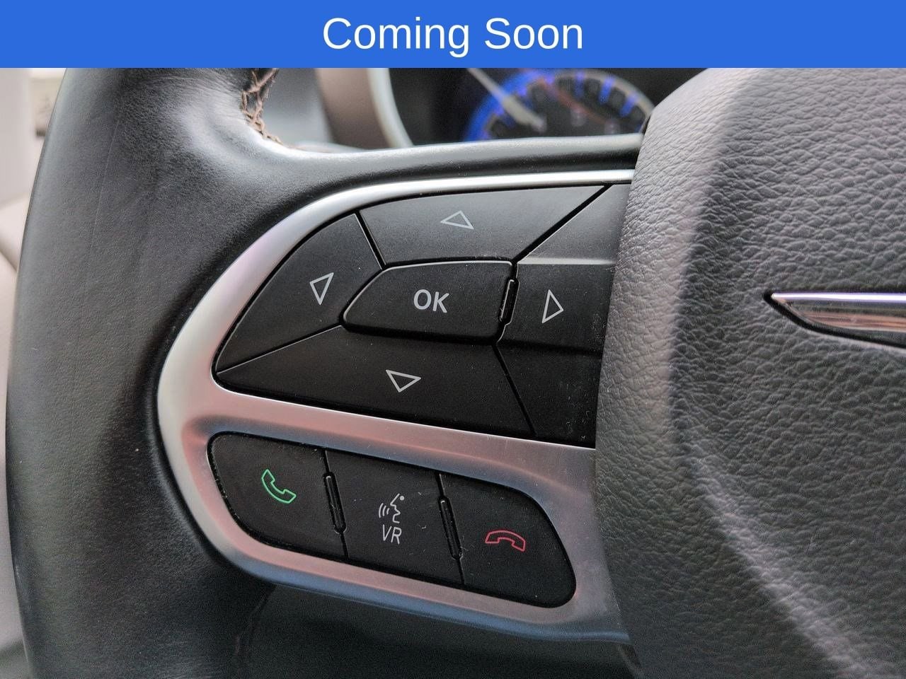 Thumbnail: 2017 Chrysler Pacifica - 24