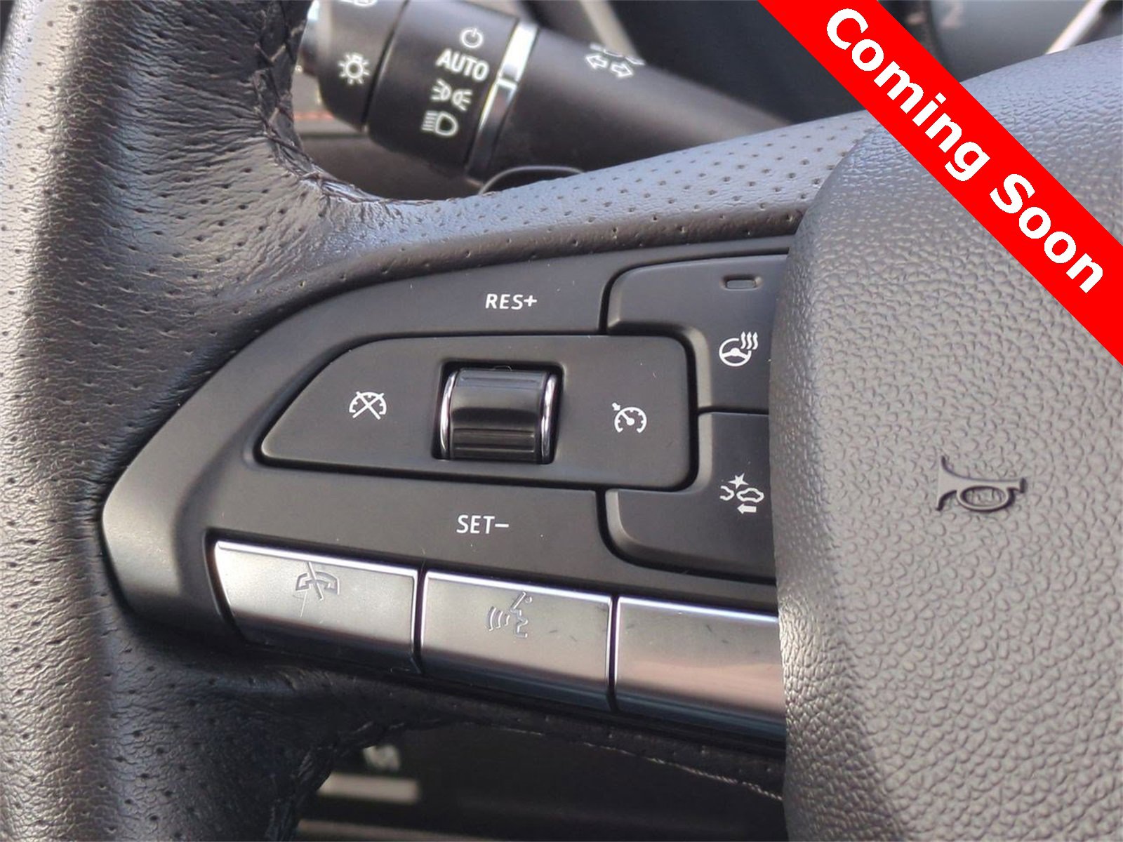 Thumbnail: 2023 Cadillac XT4 - 24