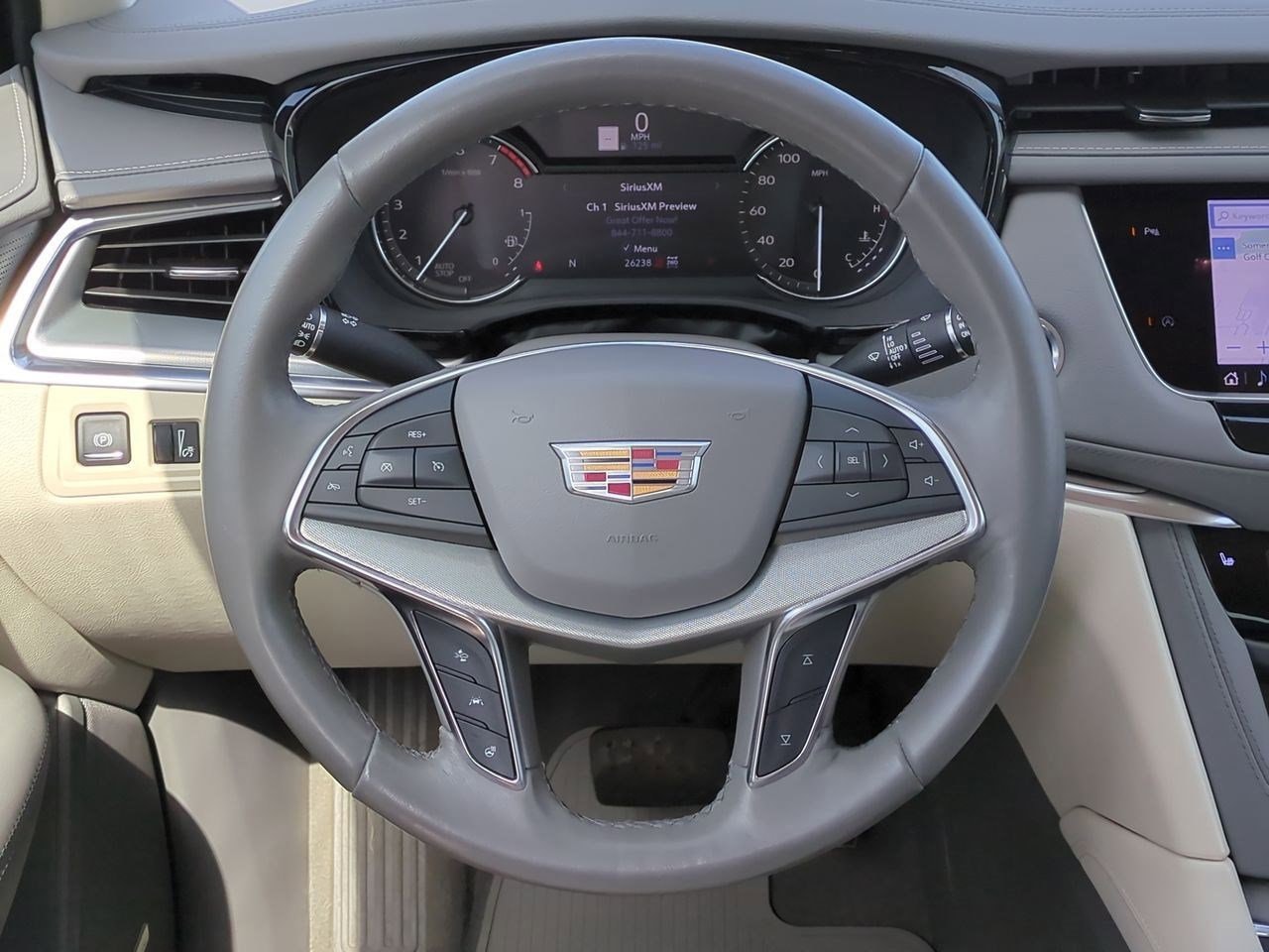 Thumbnail: 2023 Cadillac XT5 - 23