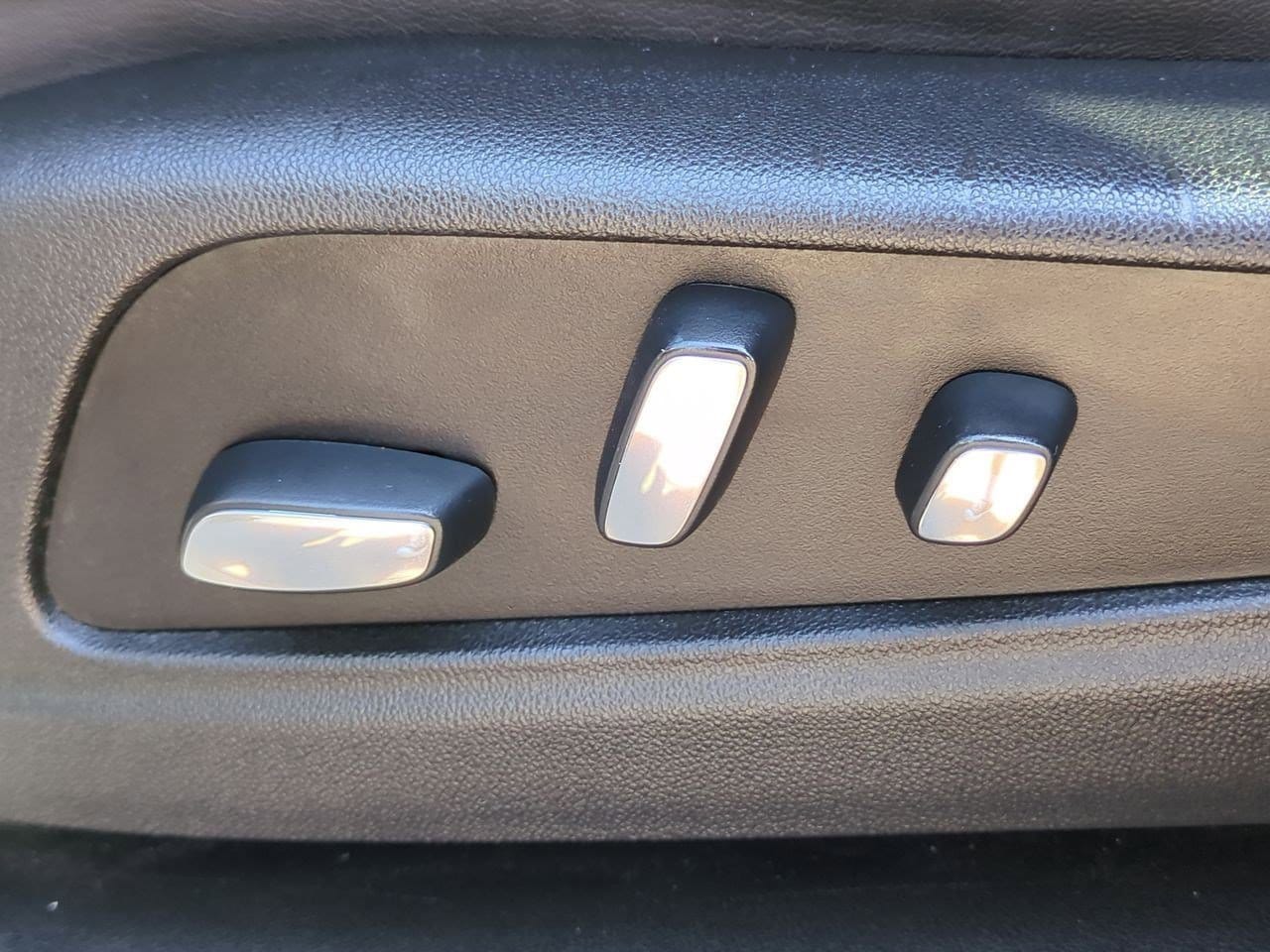 Thumbnail: 2019 Cadillac XT5 - 15