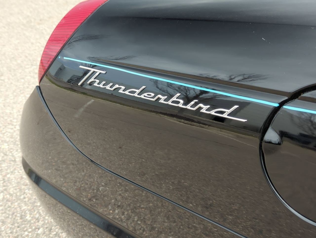 Thumbnail: 2003 Ford Thunderbird - 12