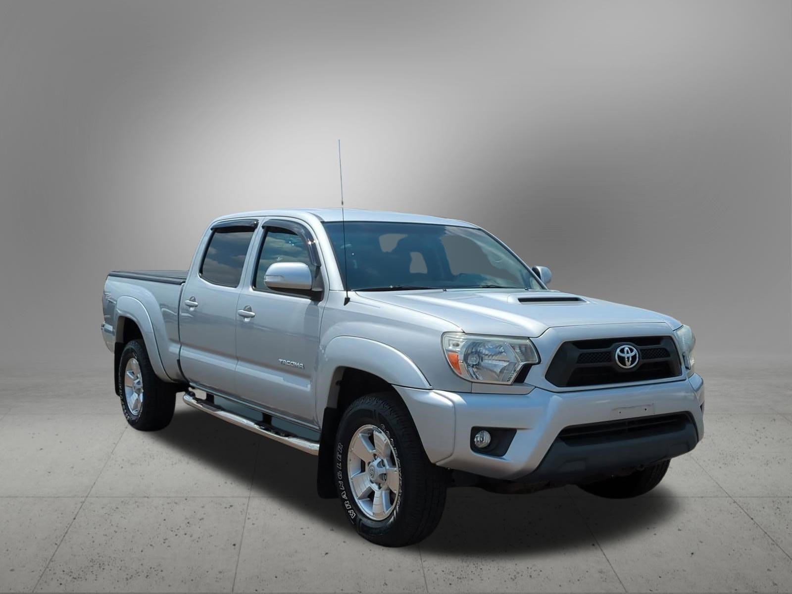 Thumbnail: 2012 Toyota Tacoma - 8