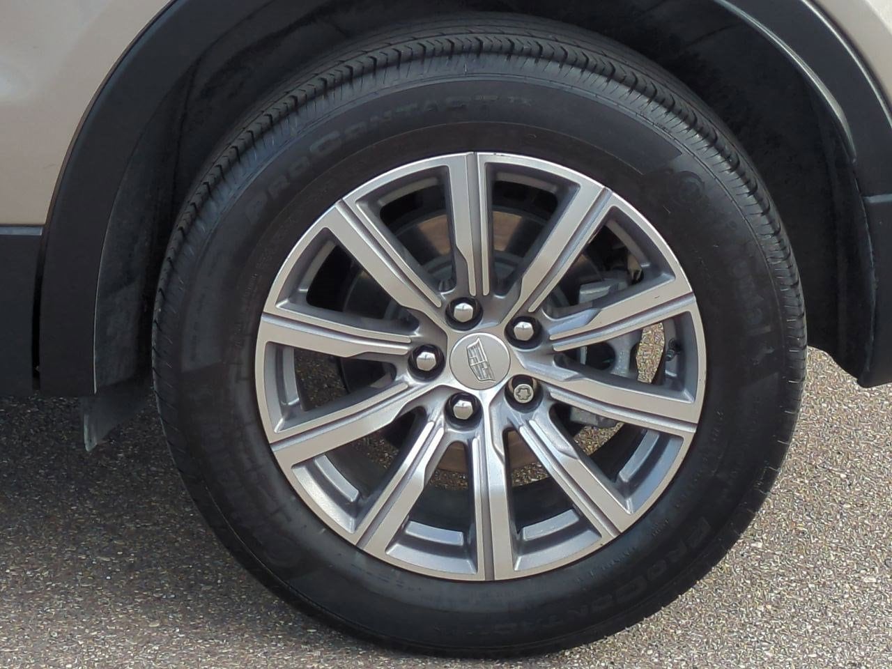 Thumbnail: 2023 Cadillac XT4 - 13