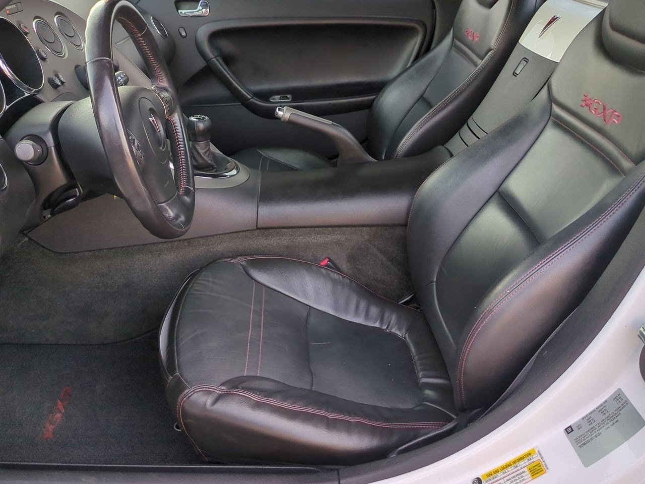 Thumbnail: 2008 Pontiac Solstice - 15
