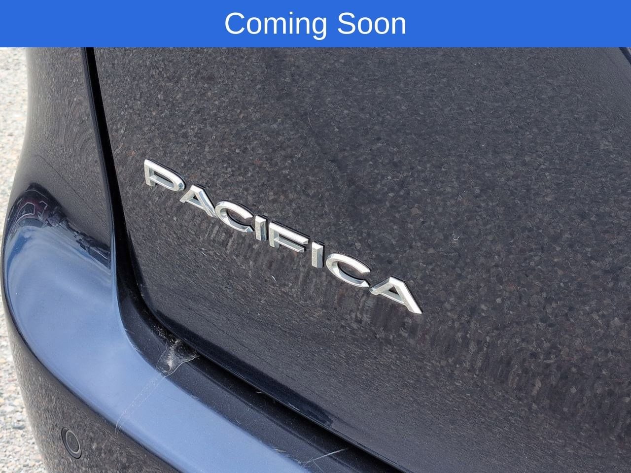 Thumbnail: 2017 Chrysler Pacifica - 12