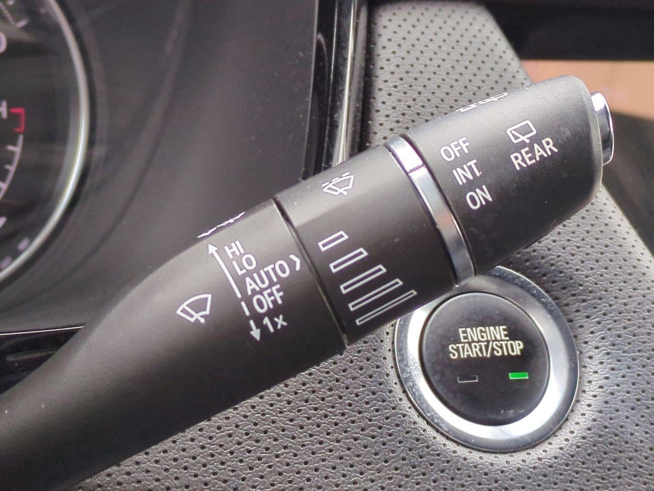 Thumbnail: 2023 Cadillac XT5 - 26