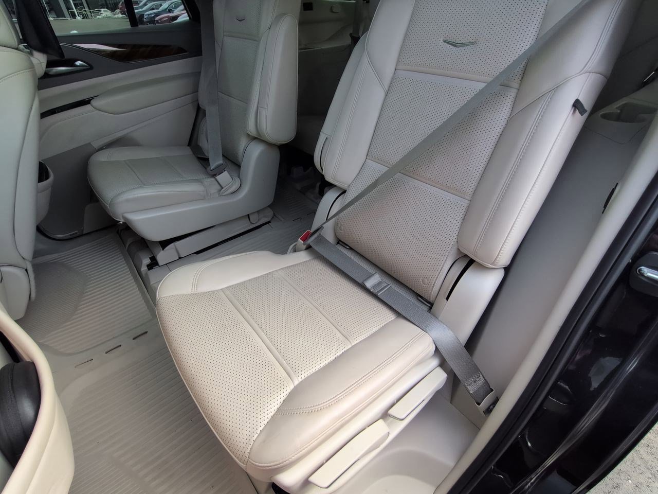 Thumbnail: 2022 Cadillac Escalade - 20