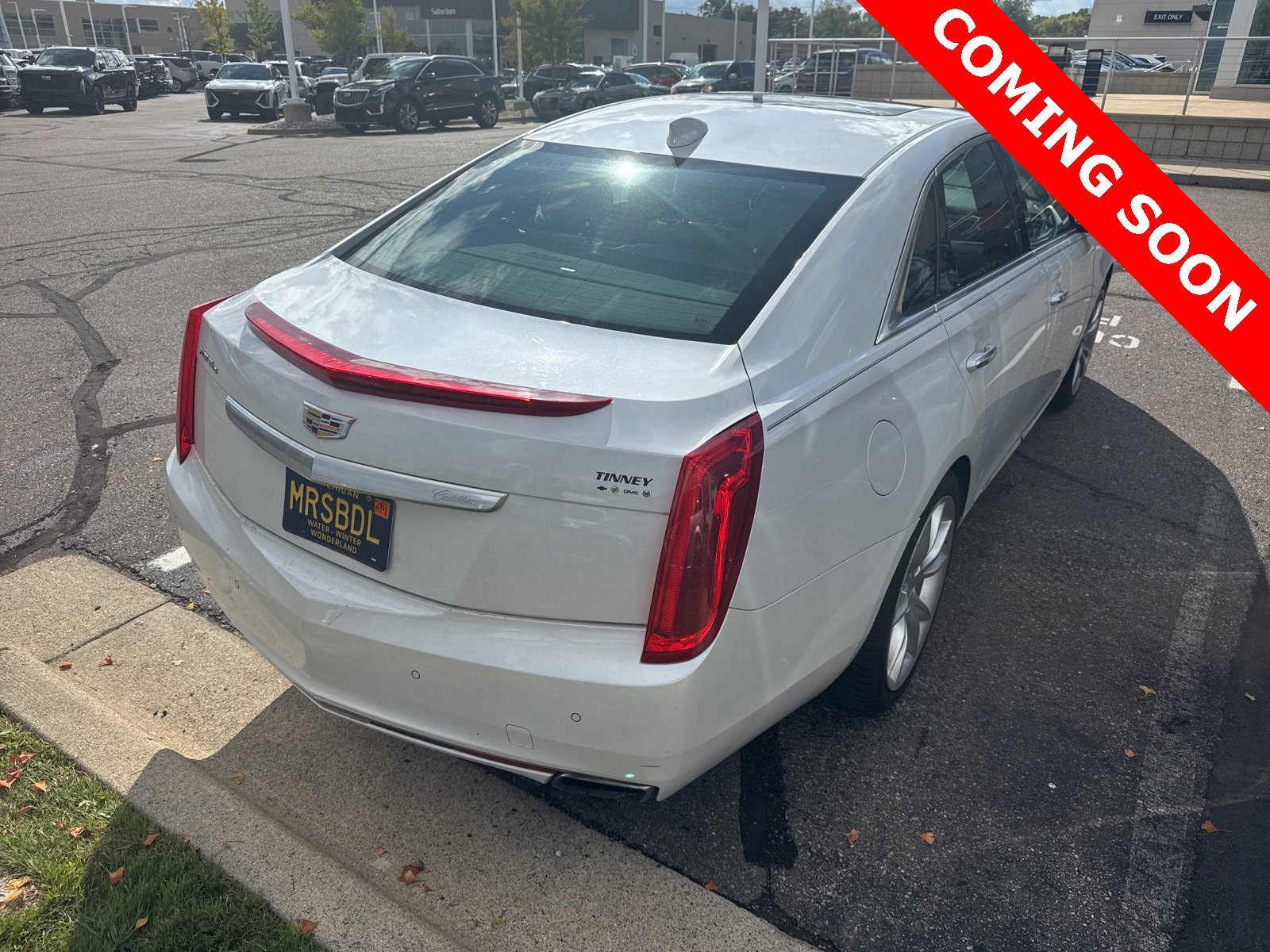Thumbnail: 2016 Cadillac XTS - 9