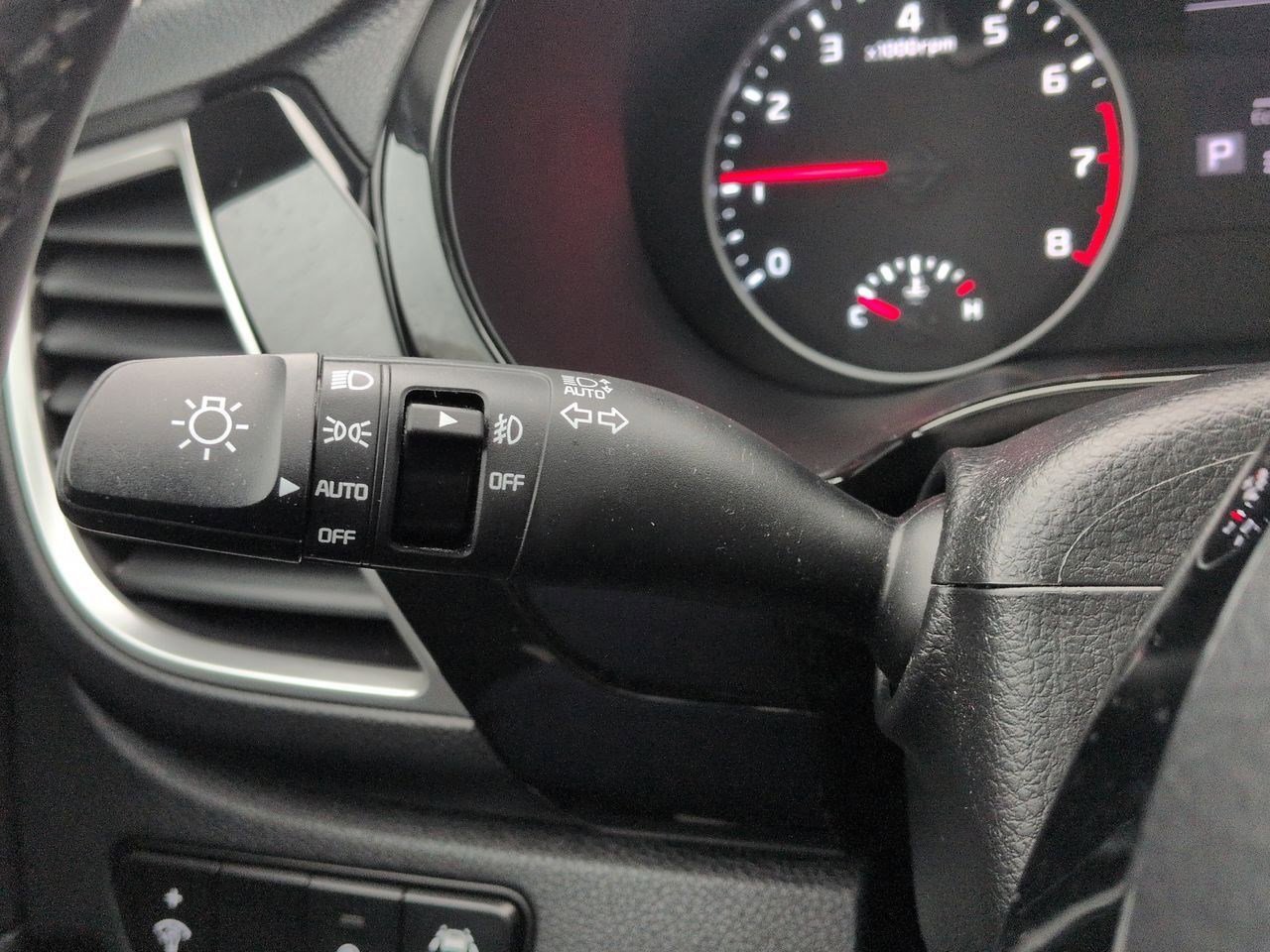 Thumbnail: 2021 Kia Seltos - 28