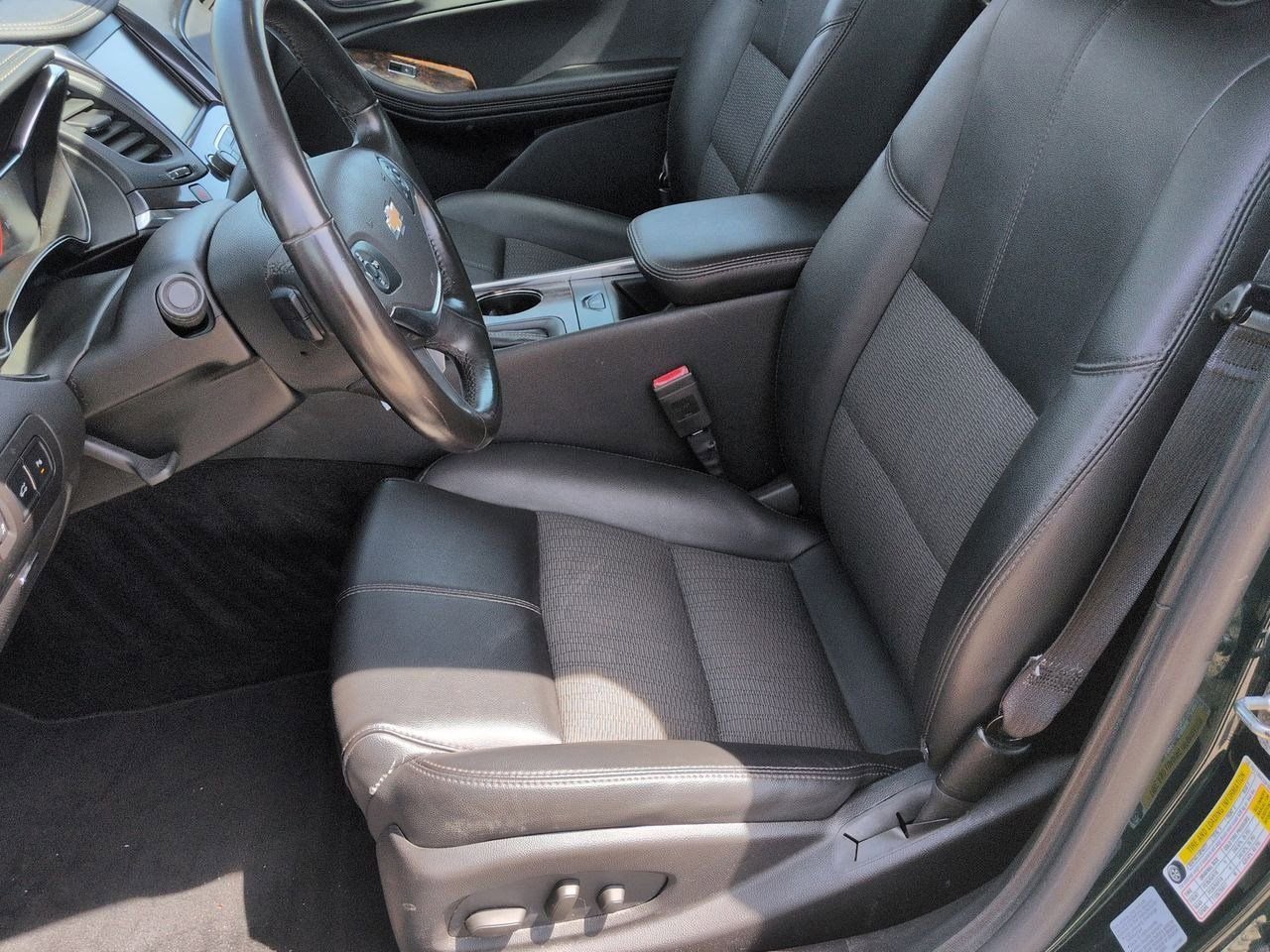 Thumbnail: 2015 Chevrolet Impala - 16