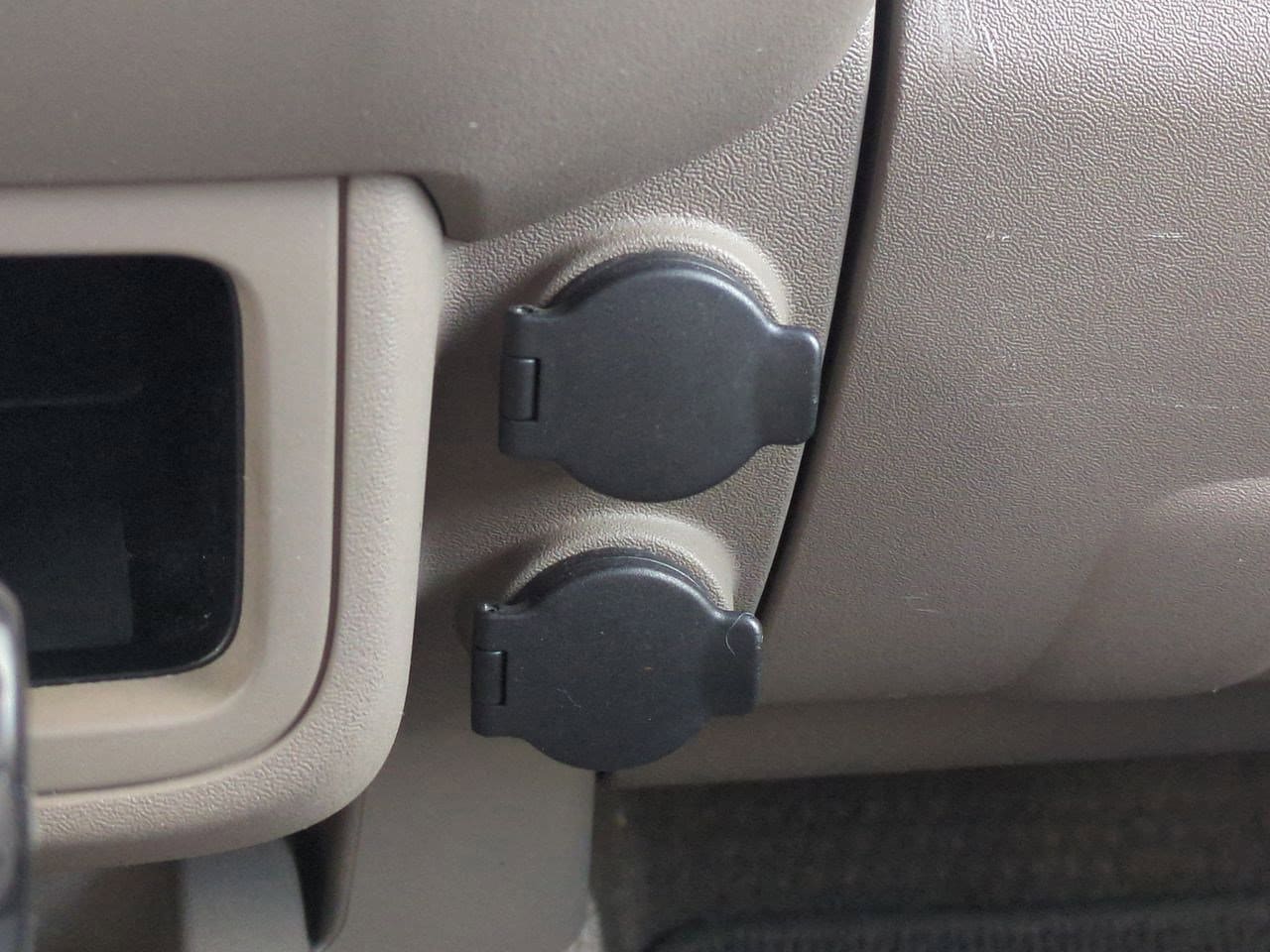 Thumbnail: 2015 Nissan Frontier - 22
